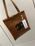 【24小時網站自助下單】🌸CHANEL uniform 「老錢風」美拉德色系牛皮質感員工購物袋 | 預訂約4-6星期 娉婷貿易公司 Exquisite Beauty Trading Company