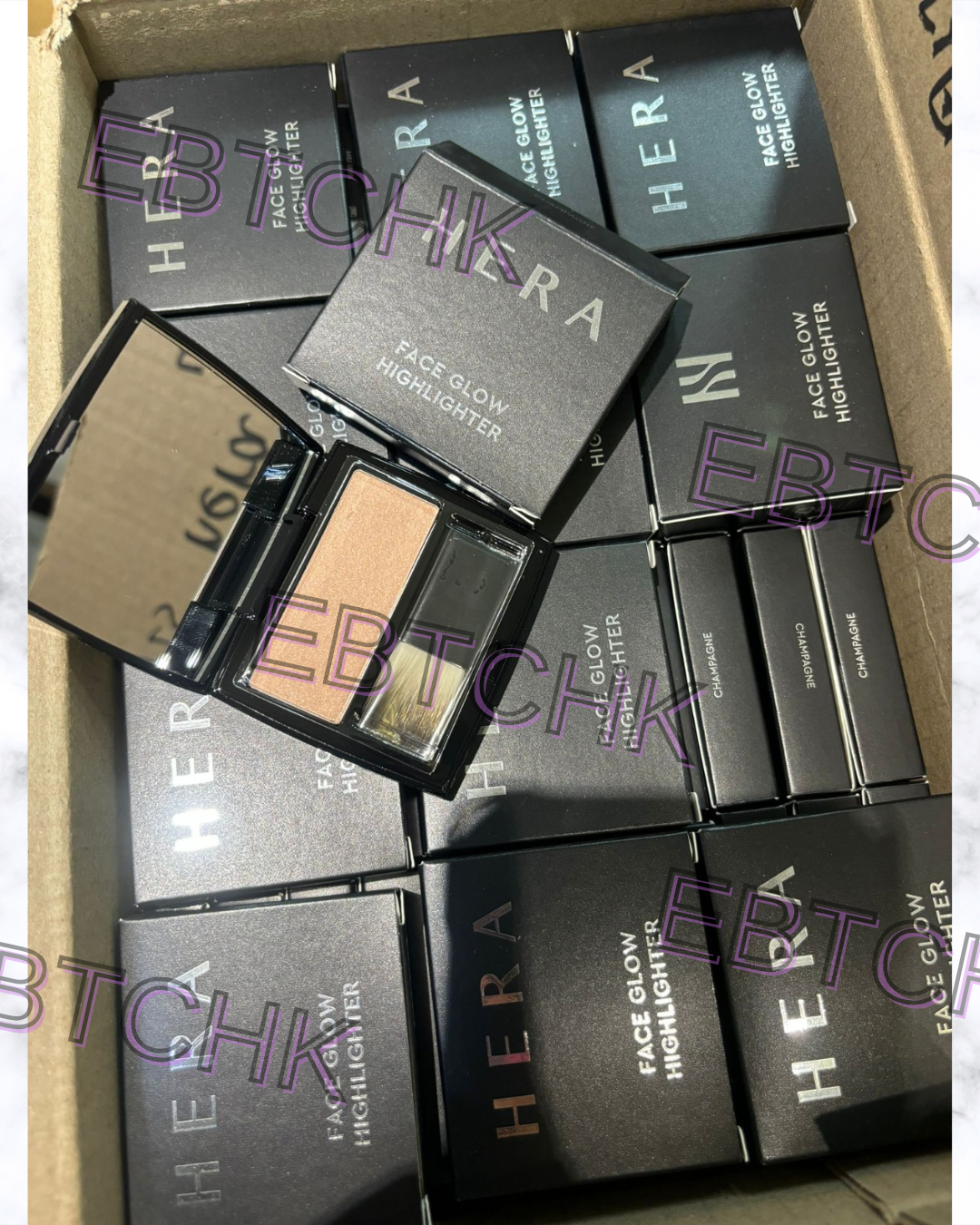 現貨🌸HERA高光粉香檳色 中樣 | 落單後約3-5個工作天寄出