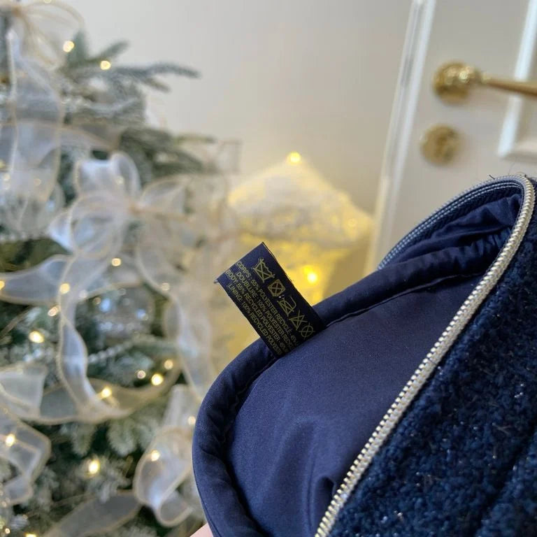 【24小時網站自助下單】🌸Chanel 🌠聖誕節限定化妝包 | 預訂約4-6星期