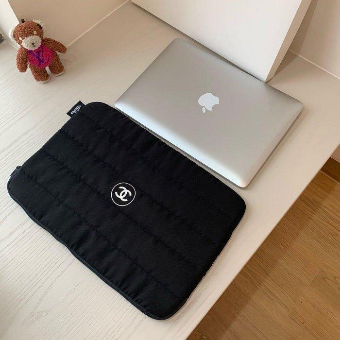 ✅返150個🌸CHANEL 電腦袋 notebook/iPad case(專櫃)有盒 | 預訂約9月尾至10月初