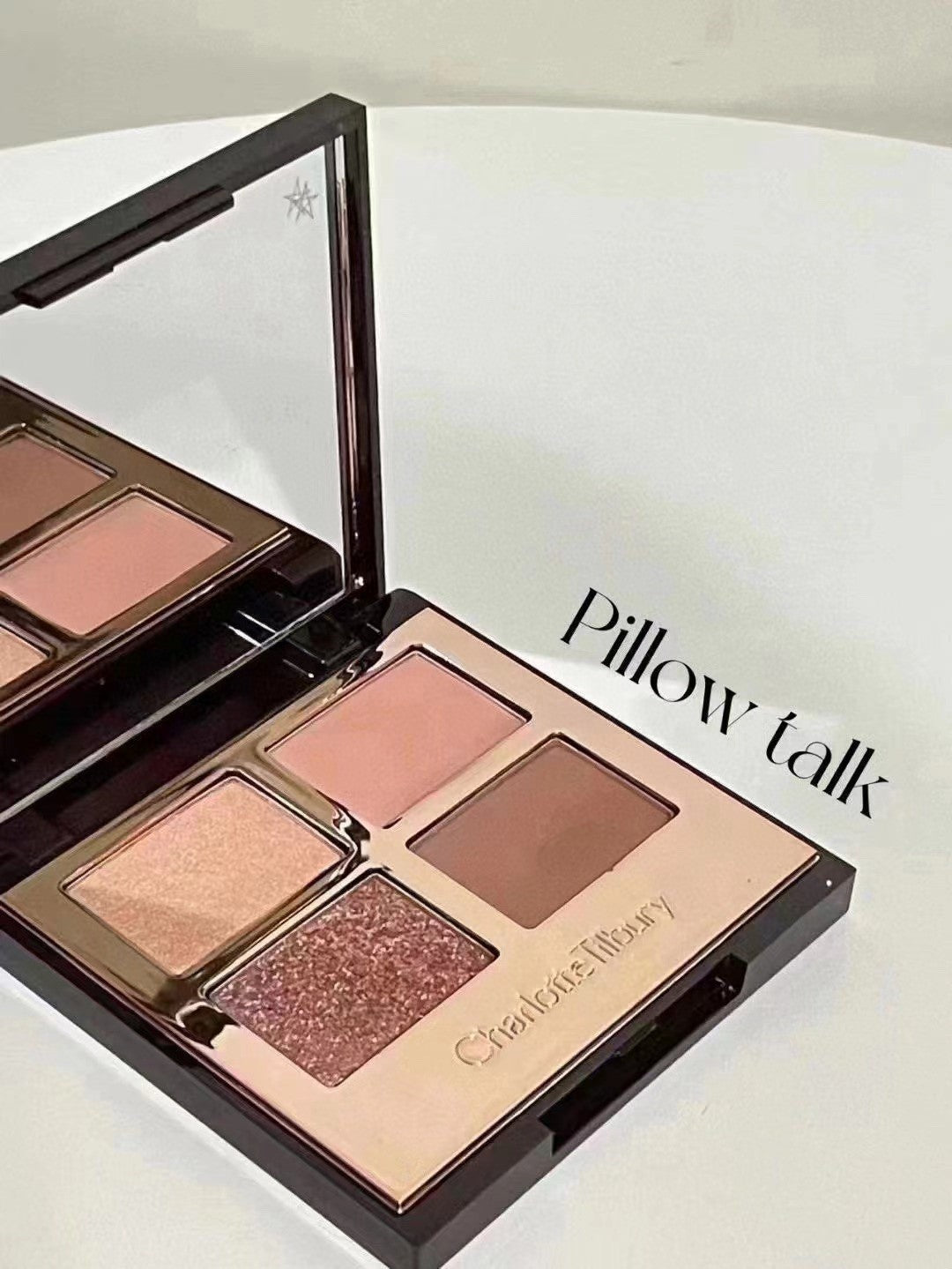 供應商現貨🌸香港專櫃 CT四色眼影# pillow talk枕邊話 | 預訂 逢星期一，三返倉執貨 其後約3-5個工作天寄出