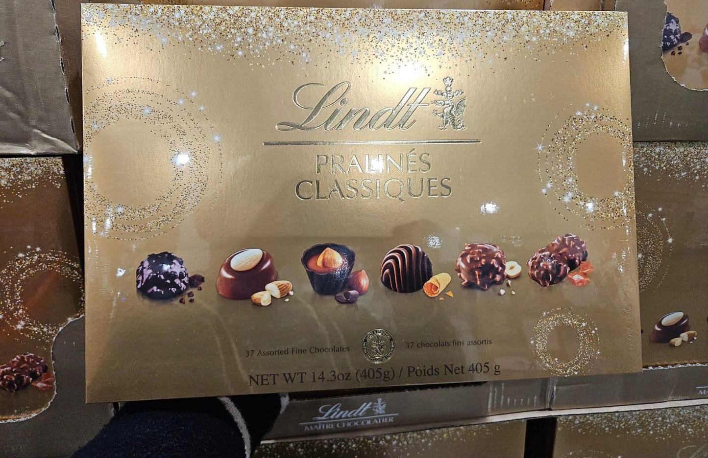 19/12截🌸加拿大🇨🇦直送新年團✈️Lindt 經典含餡可可球禮盒 405 公克 | 預訂約1月初至中