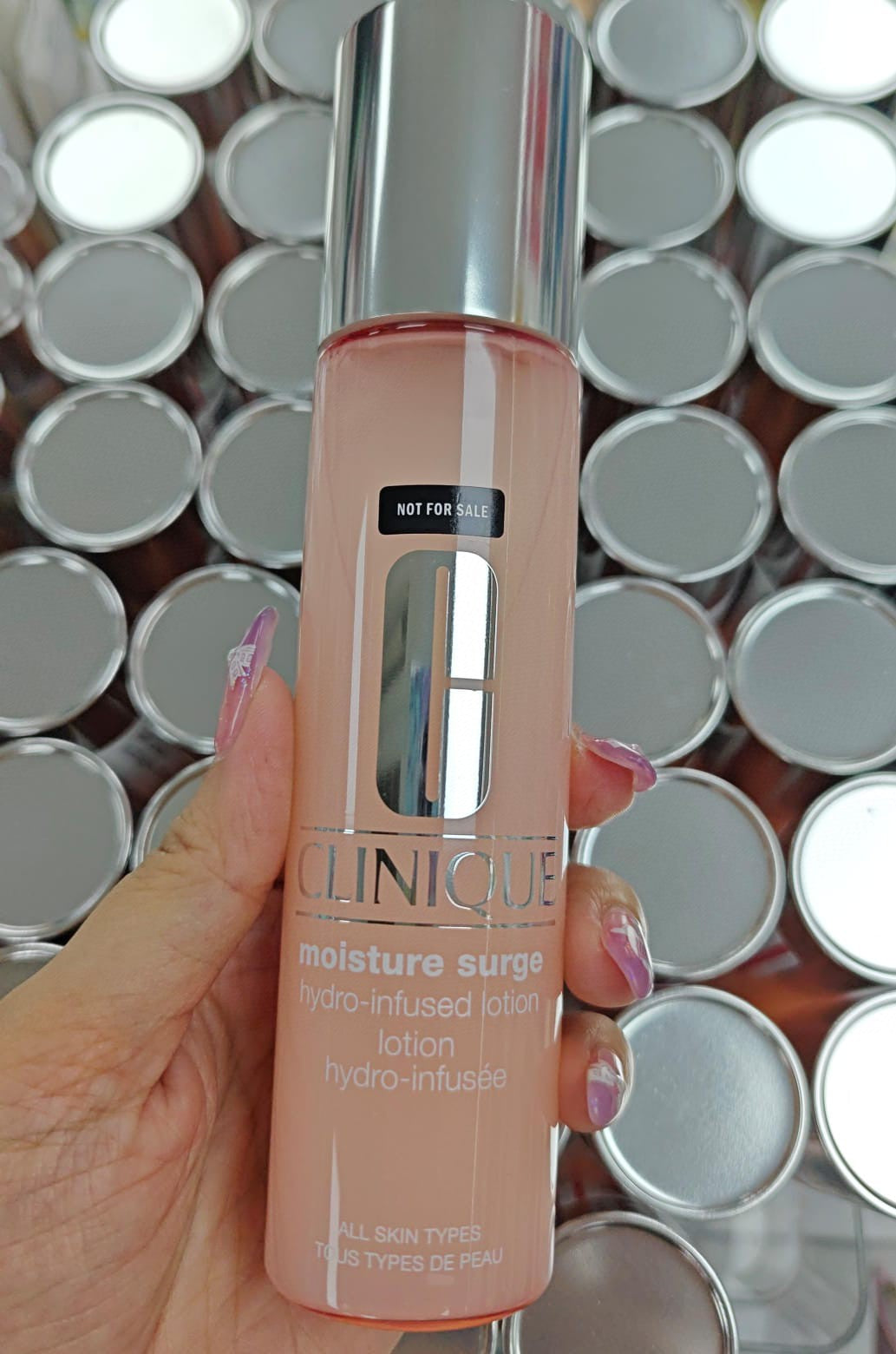 供應商現貨💫❤‍🔥特價清❤‍🔥Clinique 倩碧水磁場粉水100ml | 預訂 逢星期一，三返倉執貨 其後約3-5個工作天寄出