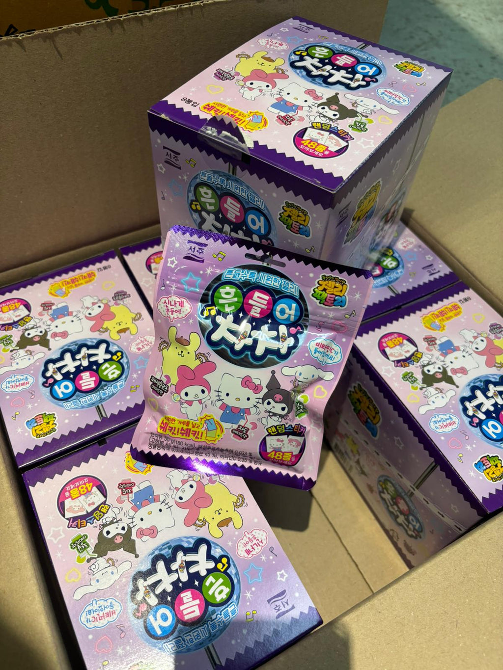 供應商現貨🌸韓國SEOJU Sanrio搖搖果汁啫喱糖(附酸酸粉&貼紙) 50G 1盒8包 | 落單後約3-5個工作天寄出