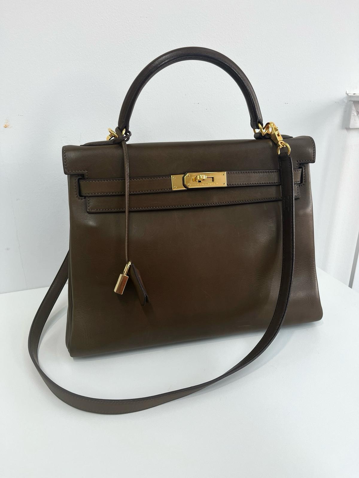 🌸日本中古品代購 愛馬仕馬鞍皮金扣雙環Kelly 32橄欖綠大全套/框E刻01年/馬鞍皮/橄欖綠 | 預訂約2-3星期