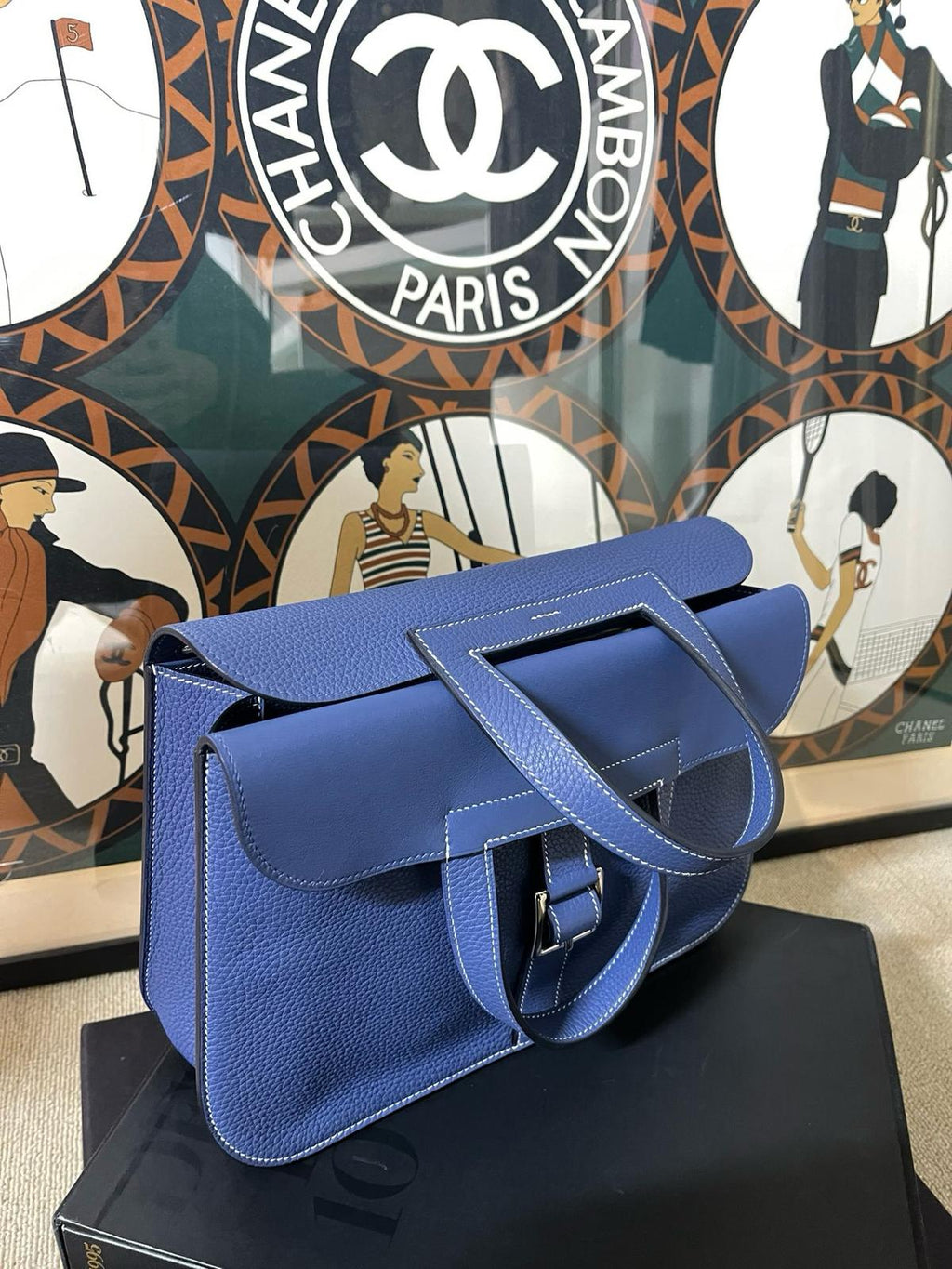 🌸日本中古品代購 愛馬仕寶石藍TC皮Halzan 31 C刻2018年/TC/電光藍 | 預訂約2-3星期