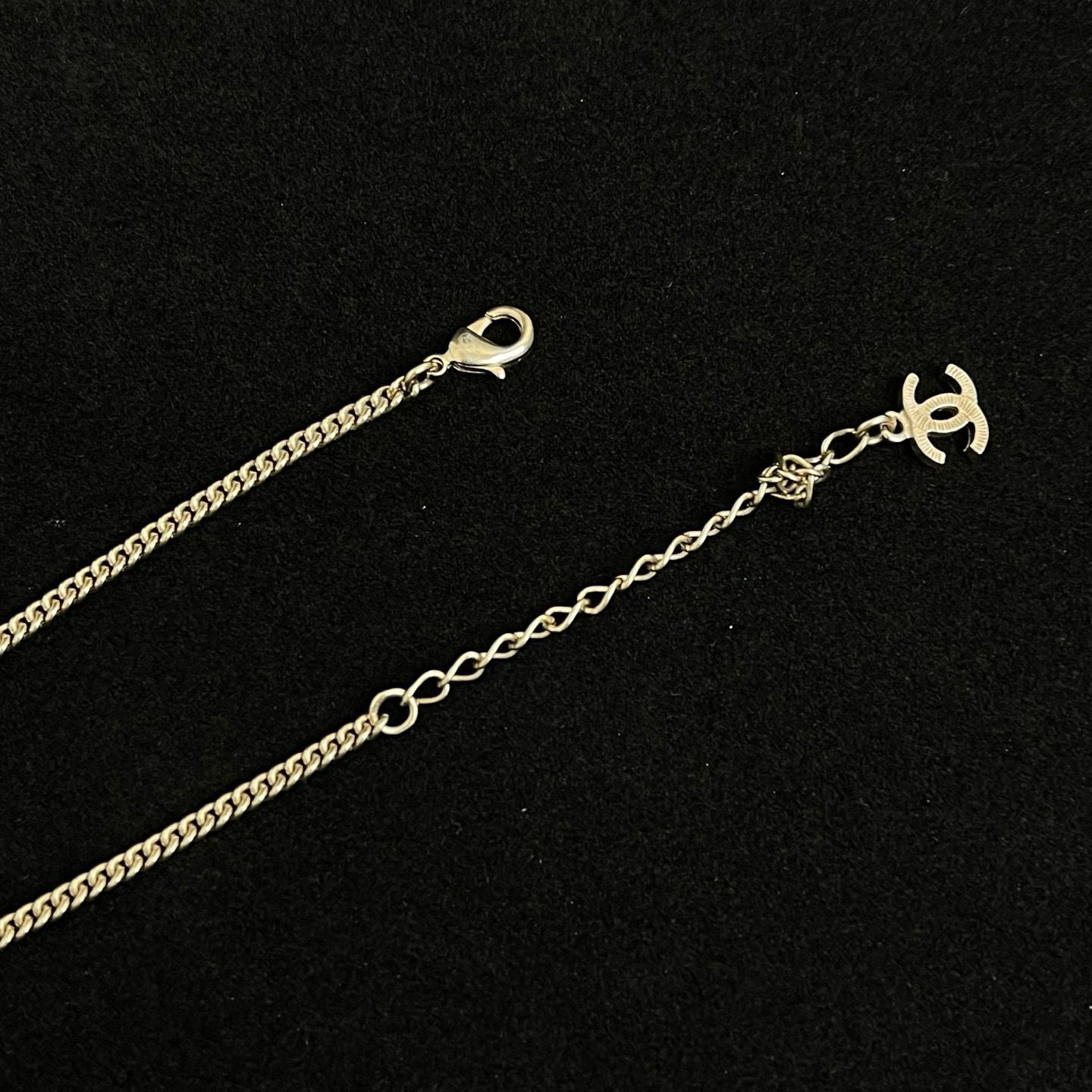 🌸日本中古品代購 ChaneI/香奈兒重工淡金色圓形鏤空鑲鑽項鏈 | 預訂約2-3星期