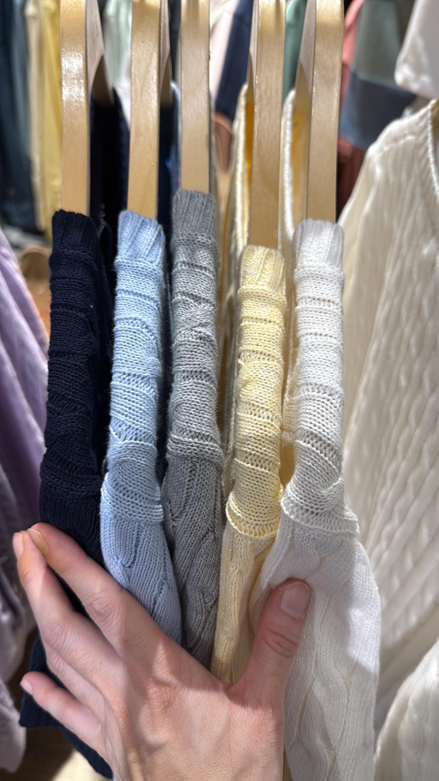 現貨🌸🍊Who A U 韓國專門店/免稅店🍊 針織短袖 女裝 | 落單後約3-5個工作天寄出