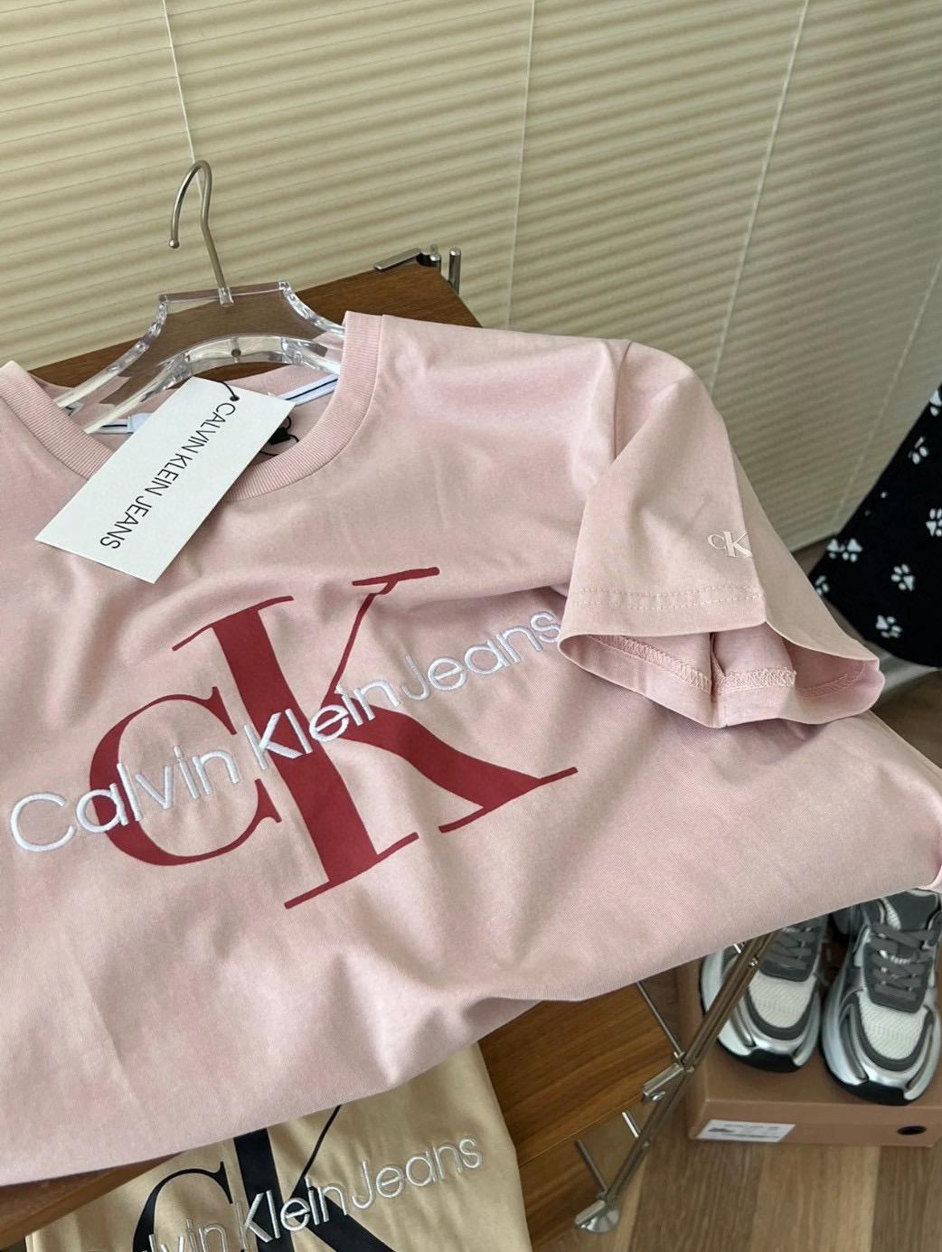 🌸CK 💕草莓色🍓短Tee | 預訂約3-4星期