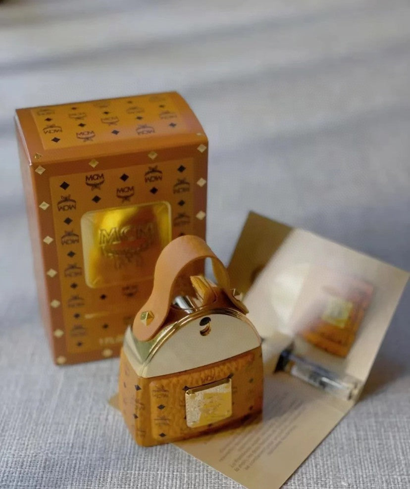 供應商現貨🌸免稅正品 MCM Eau de Parfum經典同名淡香精 | 預訂 逢星期一，三返倉執貨 其後約3-5個工作天寄出