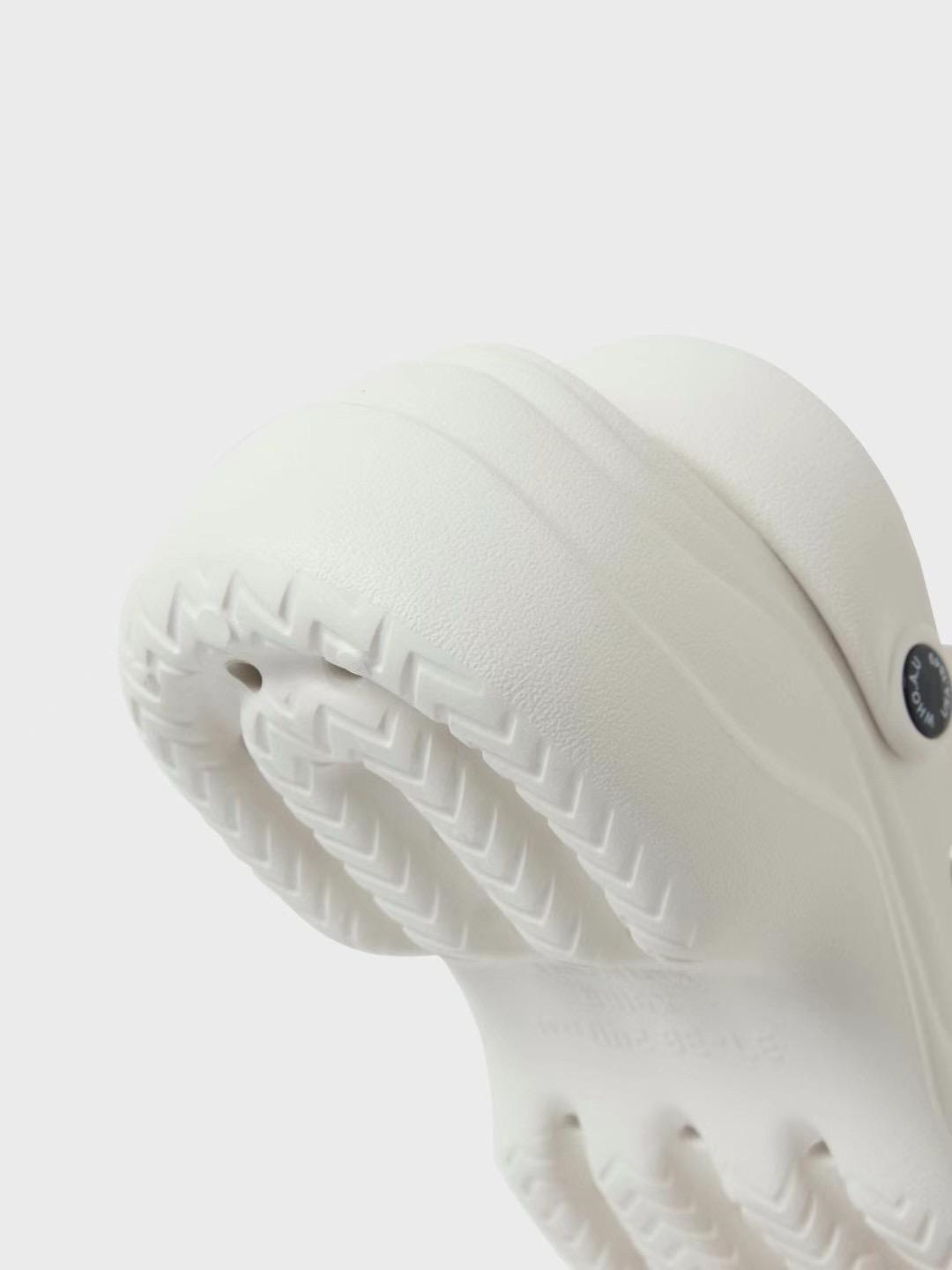 30/4截🌸🐻Who A U 韓國專門店/免稅店🐻2025年新款 折扣優惠 洞洞鞋 | 預訂 截單後約3-4星期