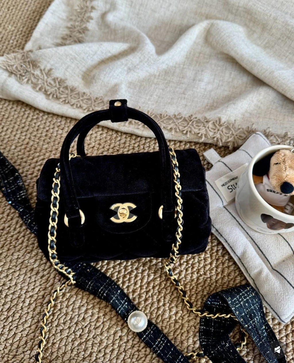 限量🌸CHANEL VIC年終超限定 黑金絲絨菱格圓筒保齡球包🌙💎 | 預訂約4-5星期