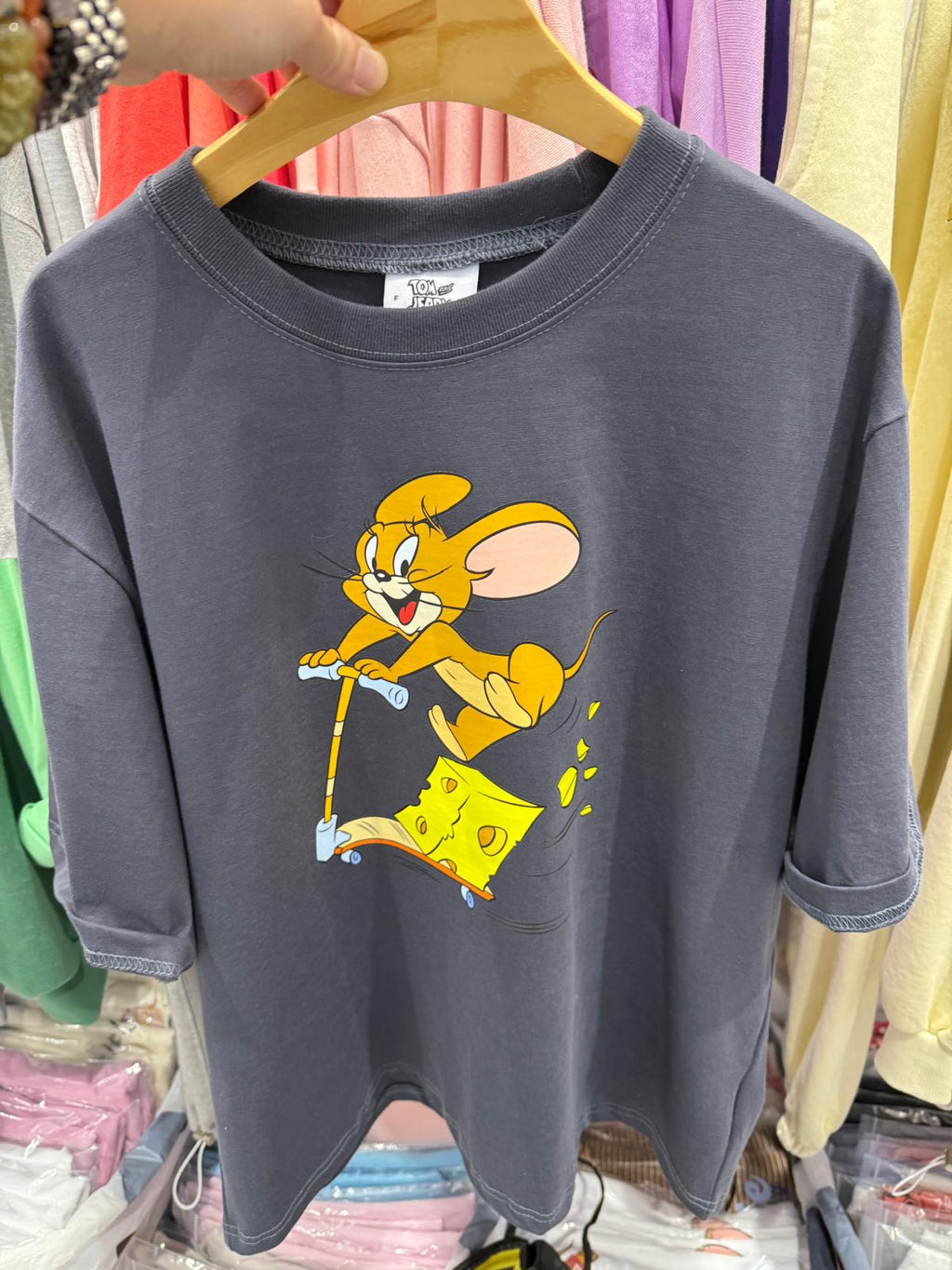 深灰色 白色現貨🌸韓國直送 Tom & Jerry上衣 | 落單後約3-5個工作天寄出(自行備註顏色&尺寸) 娉婷貿易公司 Exquisite Beauty Trading Company