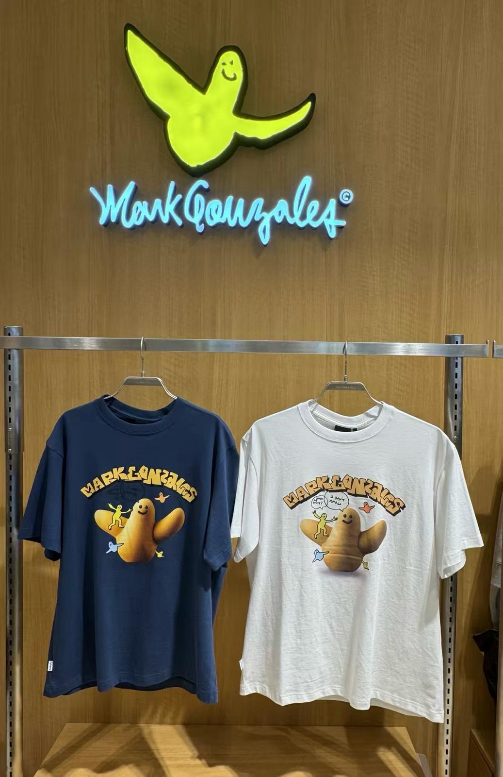 31/5截🌸🍌Mark Ginzales 🍌韓國專門店/免稅店 2025年 新款 折扣優惠‼️ 夏季短袖Tee | 預訂約3-4星期(自行備註款式e.g.圖1黑/圖1白&尺寸)