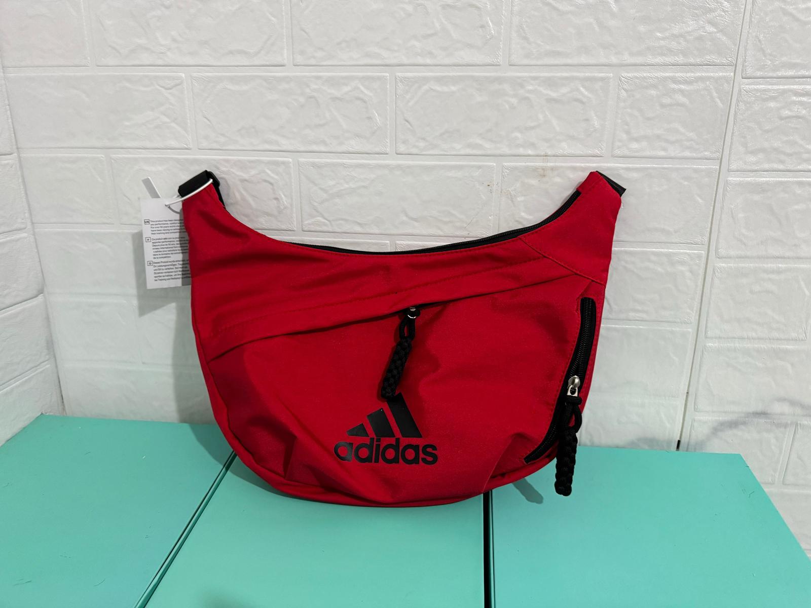 🌸Adidas 2520單肩包 | 預訂約3-4星期