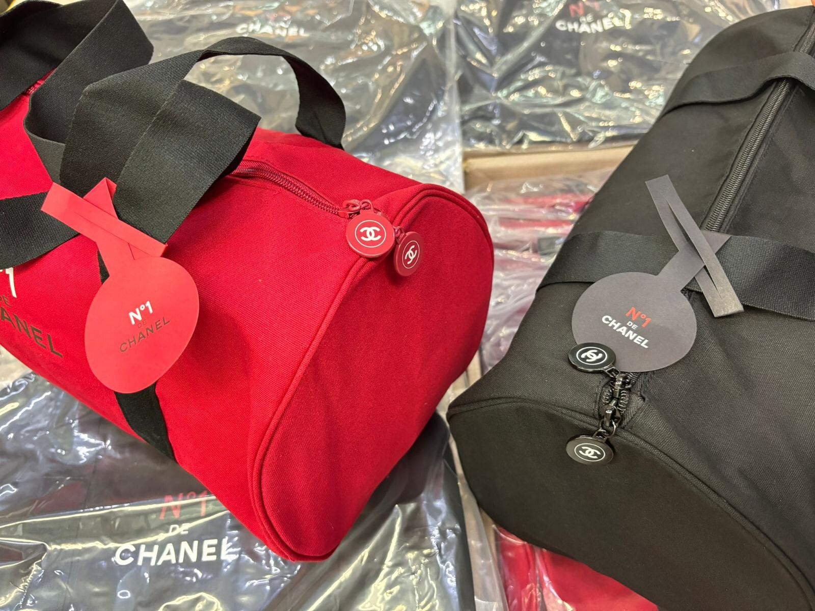 ✅現貨20個紅色🌸CHANEL N°1山茶花系列 旅行袋🤩🤩正品保證 | 落單後約5-7個工作天寄出