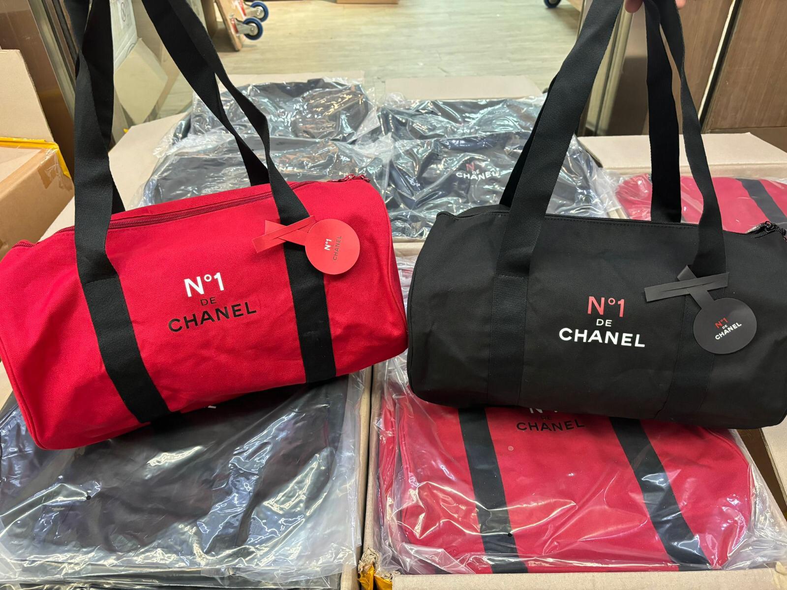 ✅現貨20個紅色🌸CHANEL N°1山茶花系列 旅行袋🤩🤩正品保證 | 落單後約5-7個工作天寄出