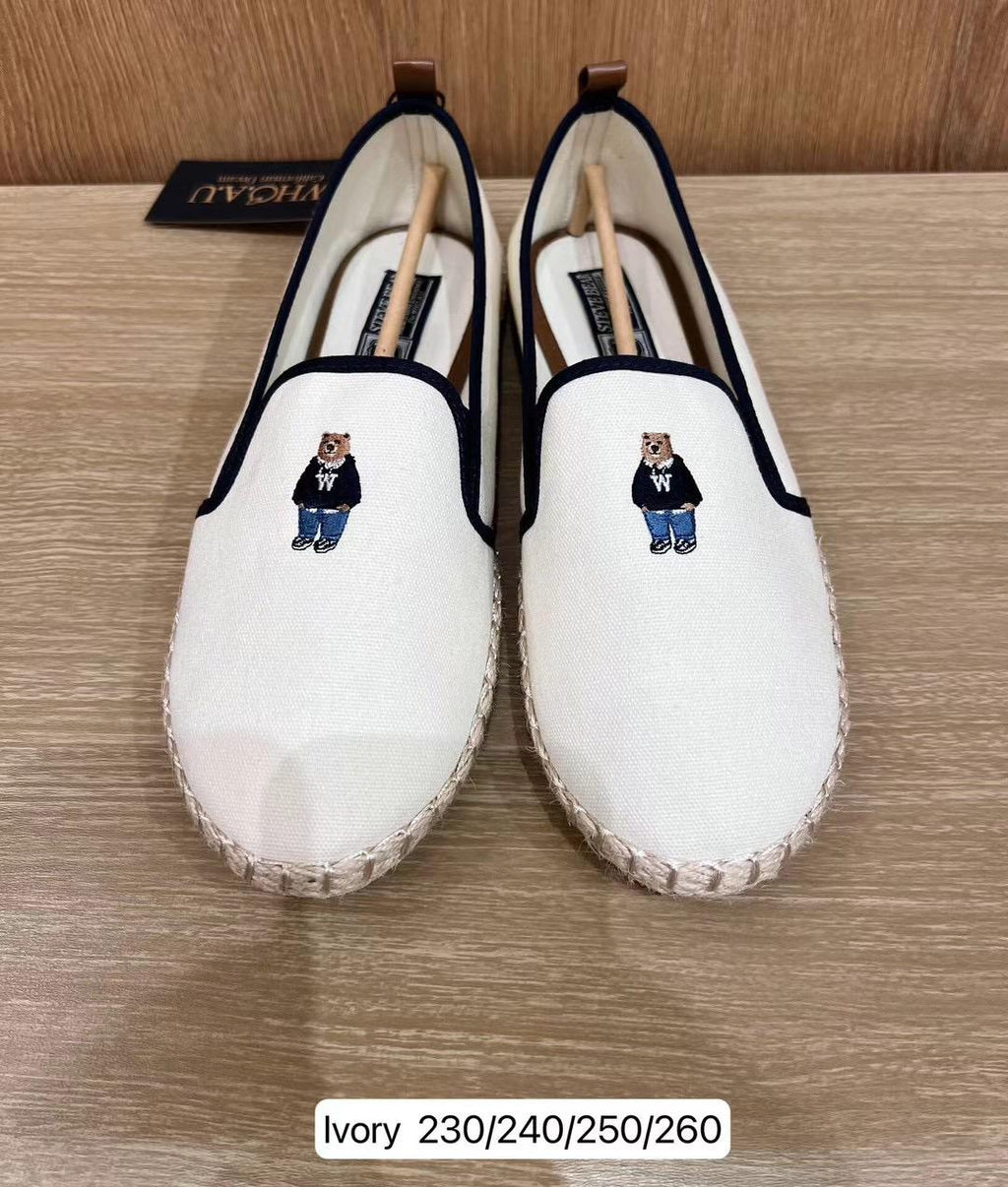 31/5截🌸🍊Who A U 韓國專門店/免稅店🍊2025年新款折扣優惠 小熊刺繡 漁夫鞋 | 預訂約3-4星期(自行備註顏色及尺寸)