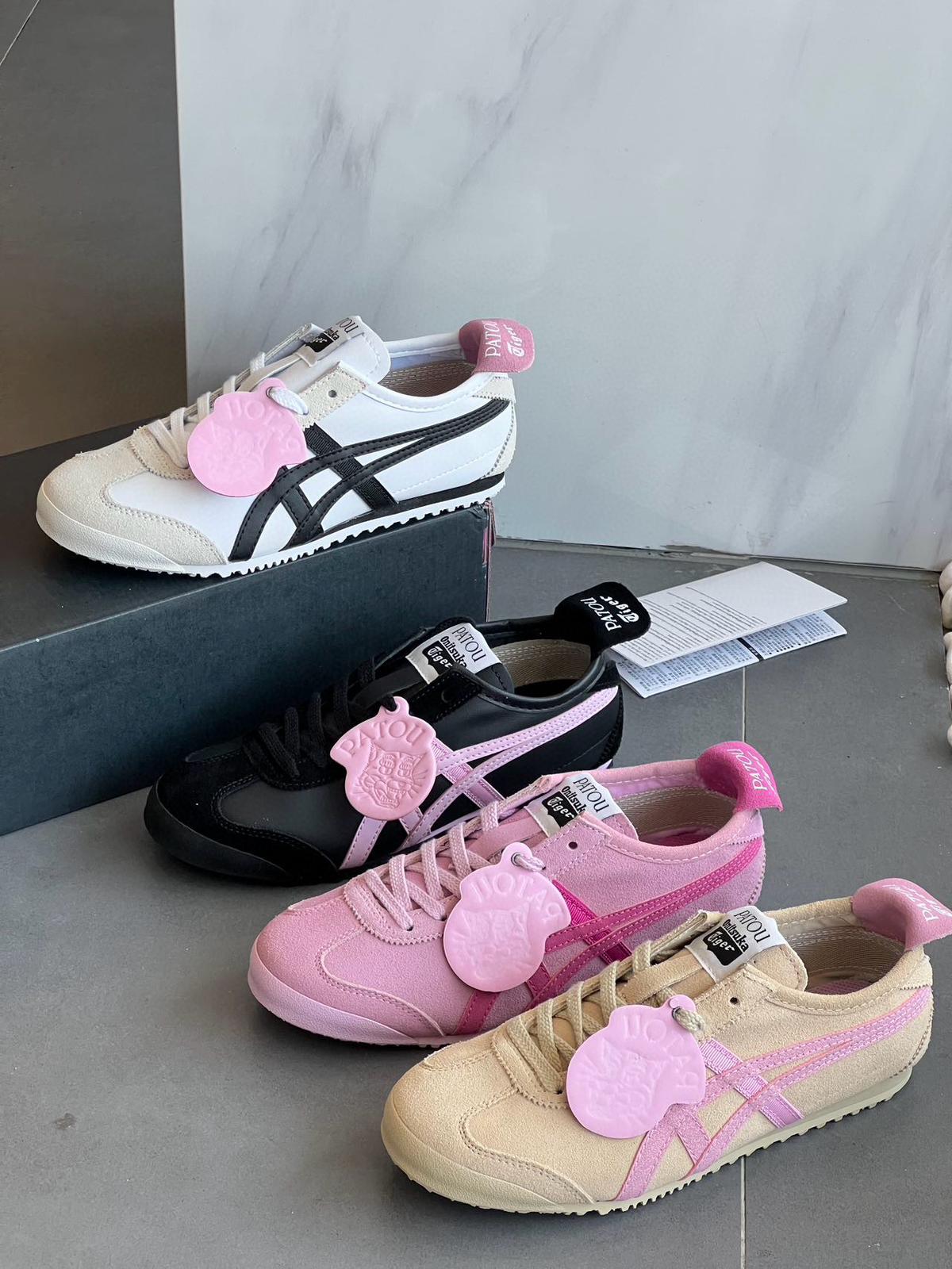 🌸💗 patou x Tiger鬼塚虎聯名來了 Tiger 值75週年之際 攜手今年迎來110週年的巴黎時裝品牌patou推出聯名系列 | 預訂約3-4星期(自行備註顏色及尺寸)