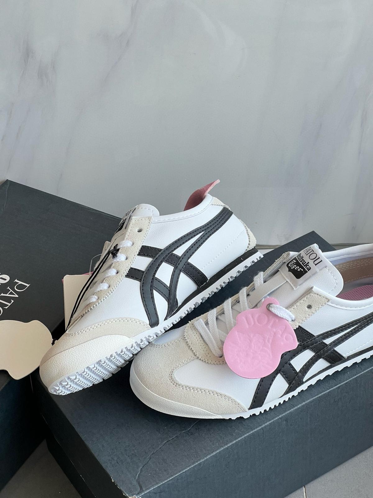 🌸💗 patou x Tiger鬼塚虎聯名來了 Tiger 值75週年之際 攜手今年迎來110週年的巴黎時裝品牌patou推出聯名系列 | 預訂約3-4星期(自行備註顏色及尺寸)