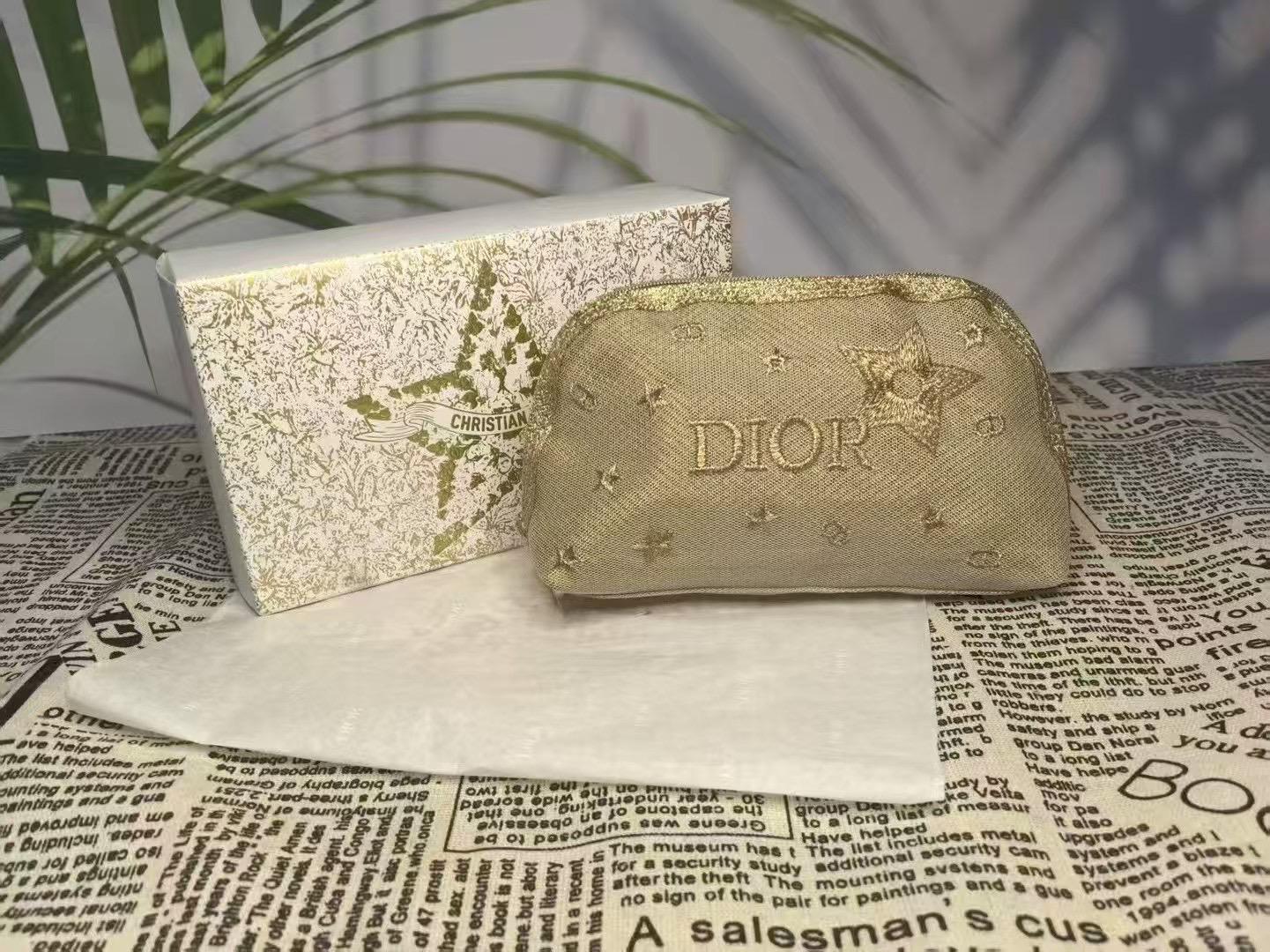 🌸DIOR 馬來西亞🇲🇾官網VIP化妝包 | 預訂約3-4星期