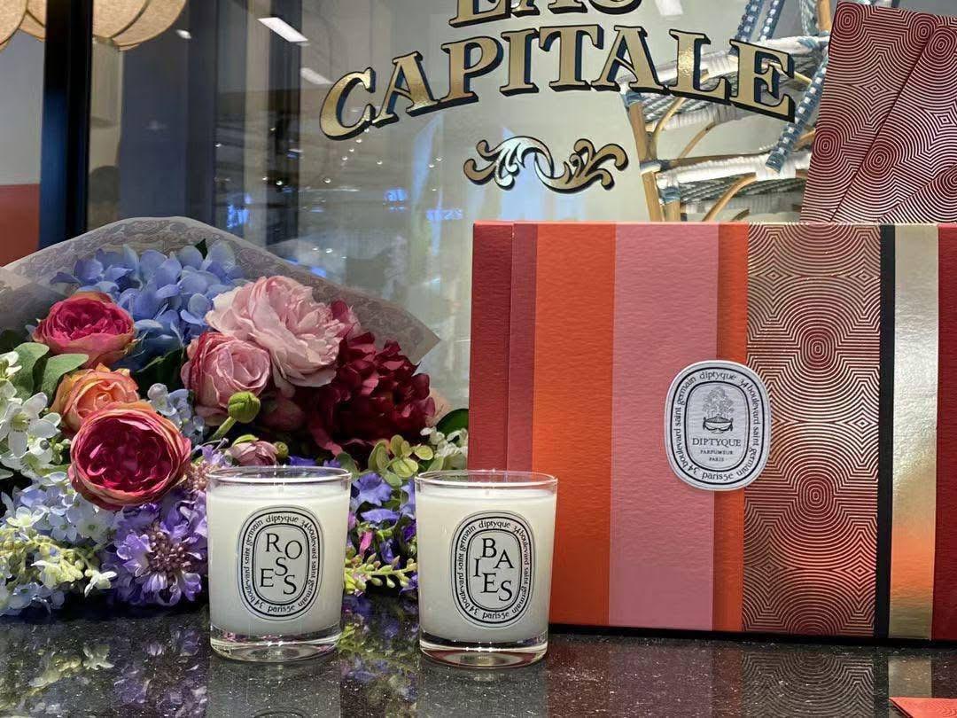 🌸💖Diptyque紅色走馬燈 香薰蠟燭 | 預訂約1-2星期