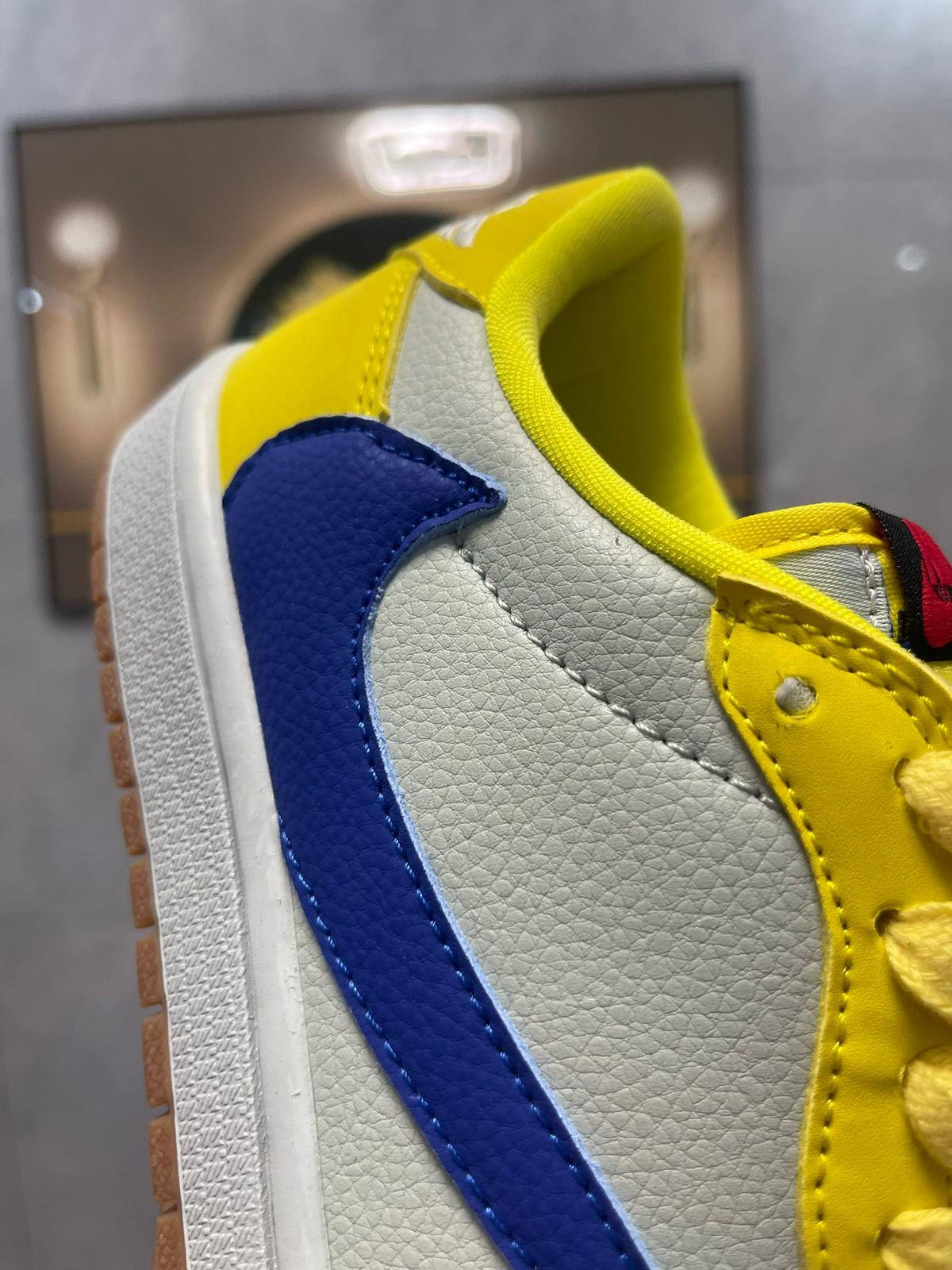 🌸AJ1倒勾Travis Scott x Air Jordan 1 ” Reverse Mocha “ AJ1喬1 TS 閃電 聯名倒鈎 低幫文化籃球鞋#黃+藍+白 | 預訂約3-4星期(自行備註尺寸)