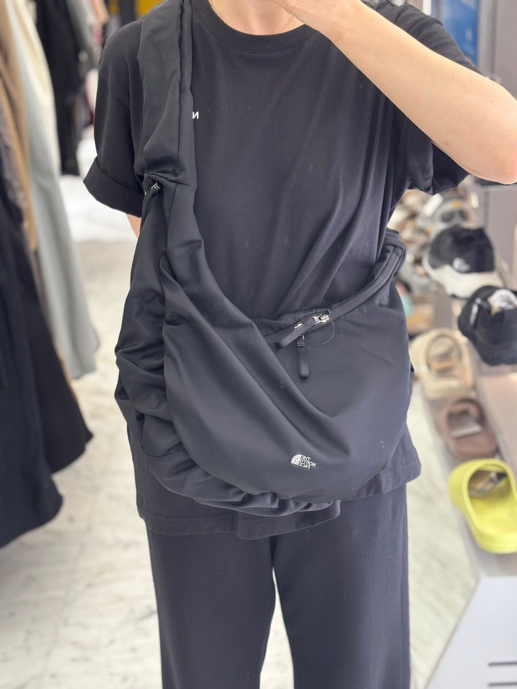 🌸🇰🇷The North Face Bonney Hobo Bag L | 預訂約3-4星期