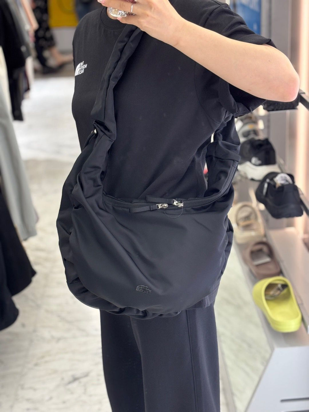 🌸🇰🇷The North Face Bonney Hobo Bag L | 預訂約3-4星期