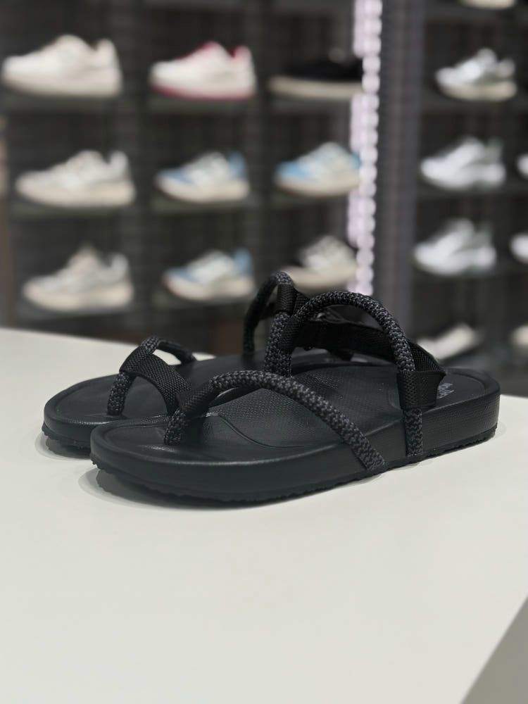 🌸🇰🇷The North Face TRAVEL FLIP-FLOP | 預訂約3-4星期(自行備註顏色及尺寸)