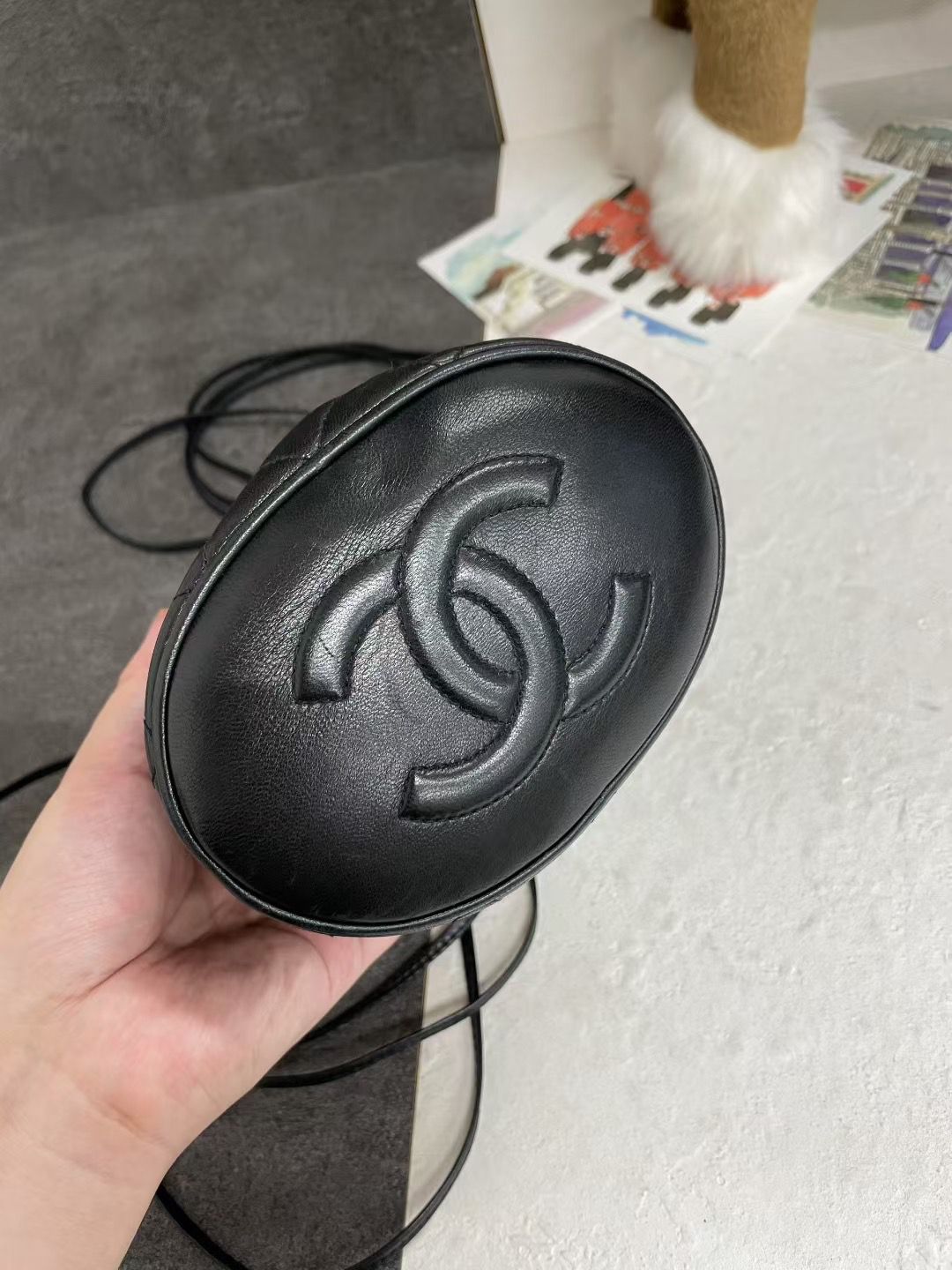 🌸日本中古品代購 Chanel 流蘇金球小水桶 | 預訂約2-3星期