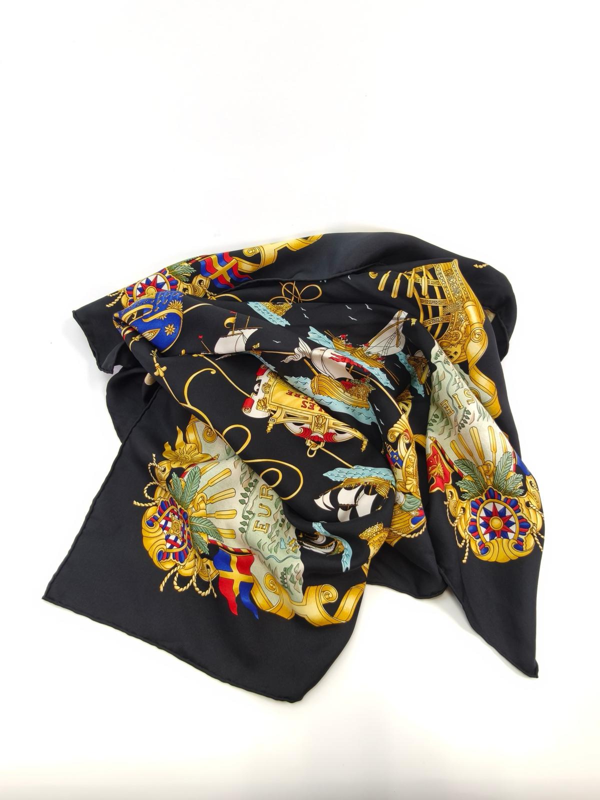 🌸日本中古品代購 愛馬仕絲巾88 x 88 cm | 預訂約2-3星期