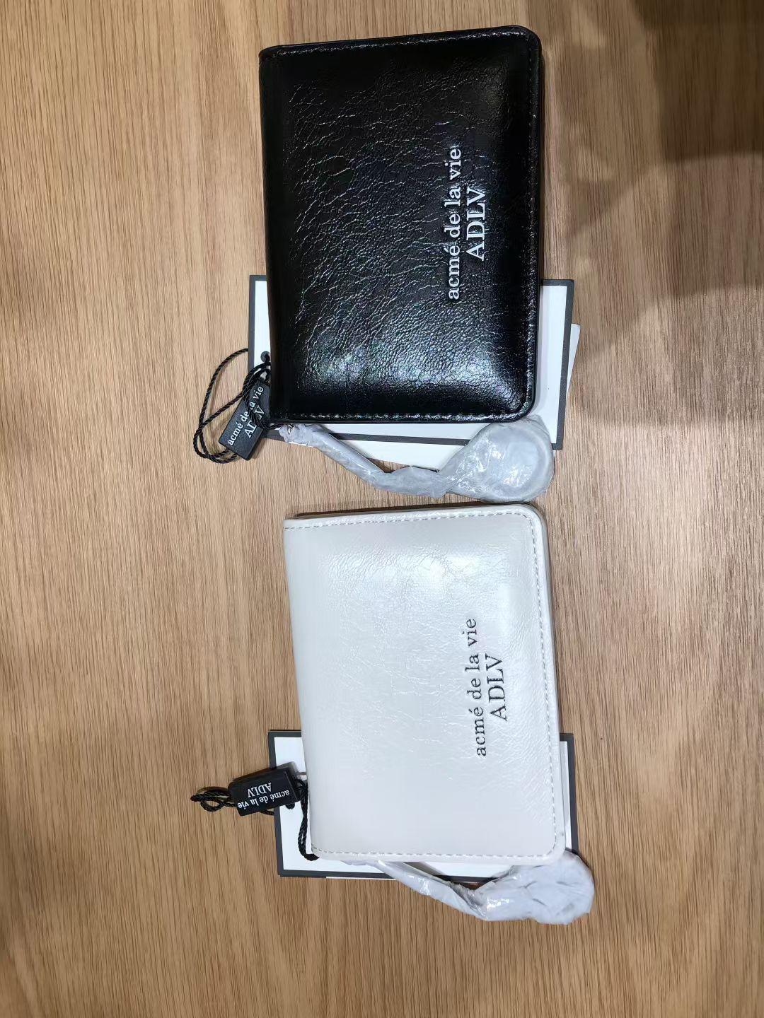 售完即止🌸韓國代購🇰🇷ADLV 銀包仔 | 預訂約3-4星期