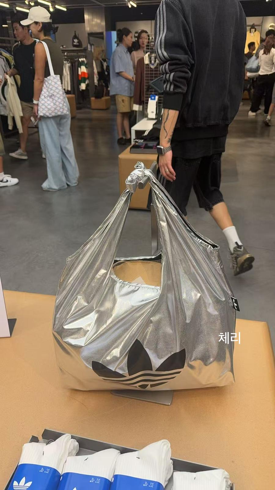 有限購 購買時間要長D🌸韓國代購🇰🇷Adidas Eco-friendly reusable bag 代買 | 預訂約3-4星期