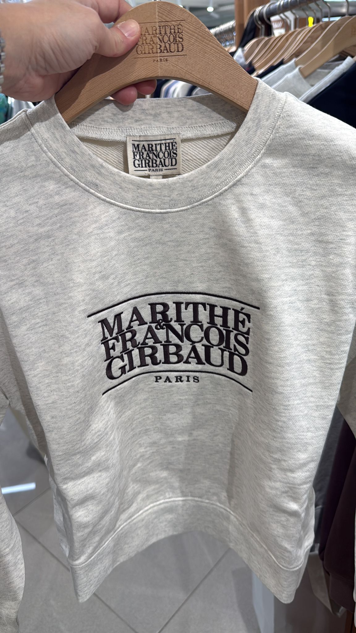 🌸MARITHE FRANCOIS GIRBAUD 2025年新款衛衣折扣優惠 | 預訂約3-4星期