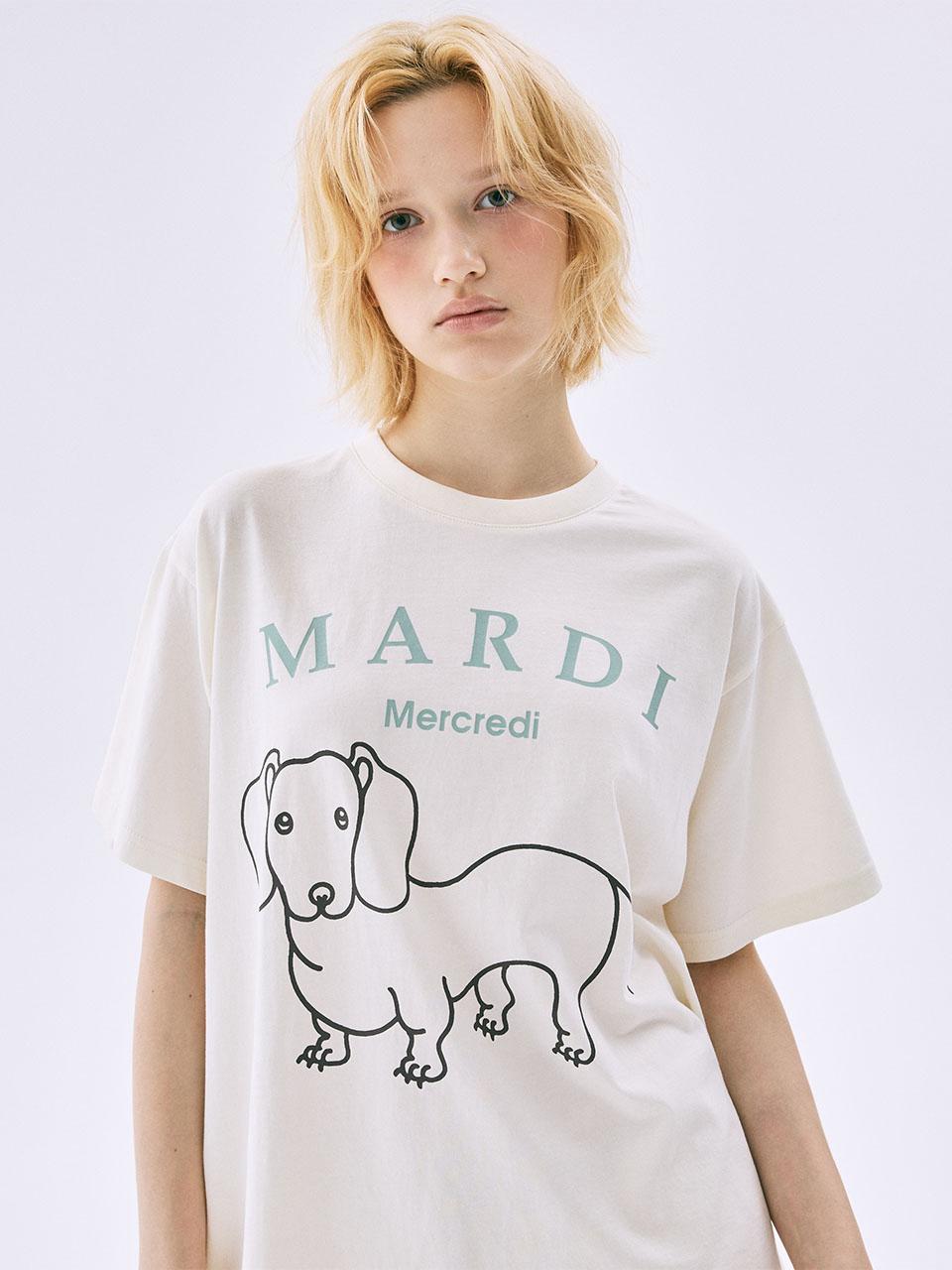 20/10截，長期訂貨🌸Mardi Mercredi 韓國專門店/免稅店 2025年最新款Tee 折扣優惠💕新顏色🆕DDANJI系列係我最鍾意嘅😍著上身🐶狗仔好sharp好突出😍Mardi Mercredi TSHIRT DDANJI CH.06_CREAM MOSS-GREEN | 預訂約3-4星期