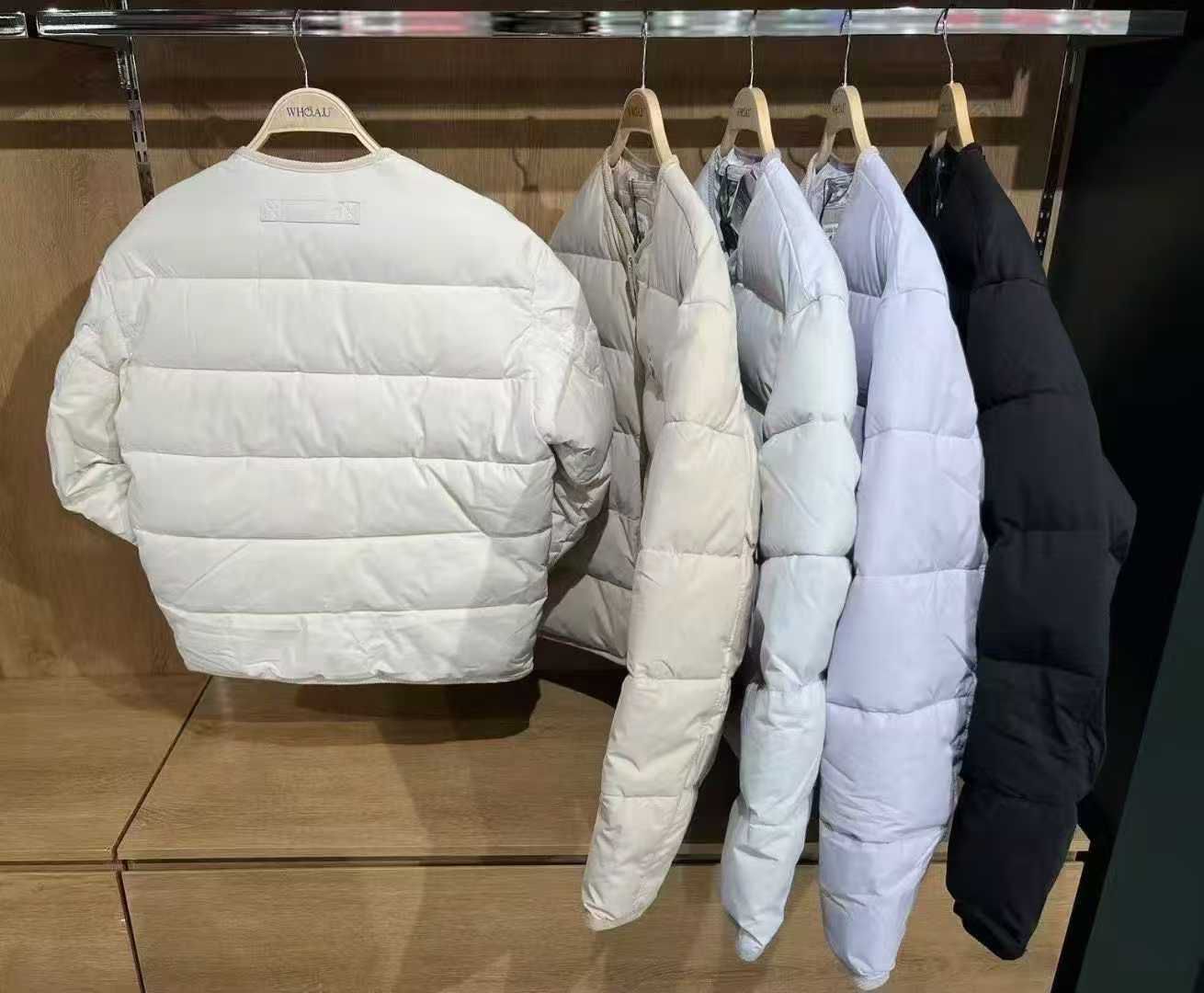 10月21日2300截🌸❤️Who a u 10月團❤️男女著都ok,薄款棉褸 Who a u # WH1229 | 預訂約11月初至中