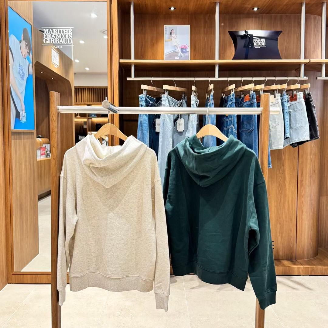 30/10/2025截🌸MARITHE FRANCOIS GIRBAUD 韓國專門店/免稅店 2025年秋冬 最新款衛衣外套系列 折扣優惠‼️CREST CRACK LOGO OVERSIZED HOODIE‼️新款靚靚男女裝衛衣‼️ | 預訂約3-4星期