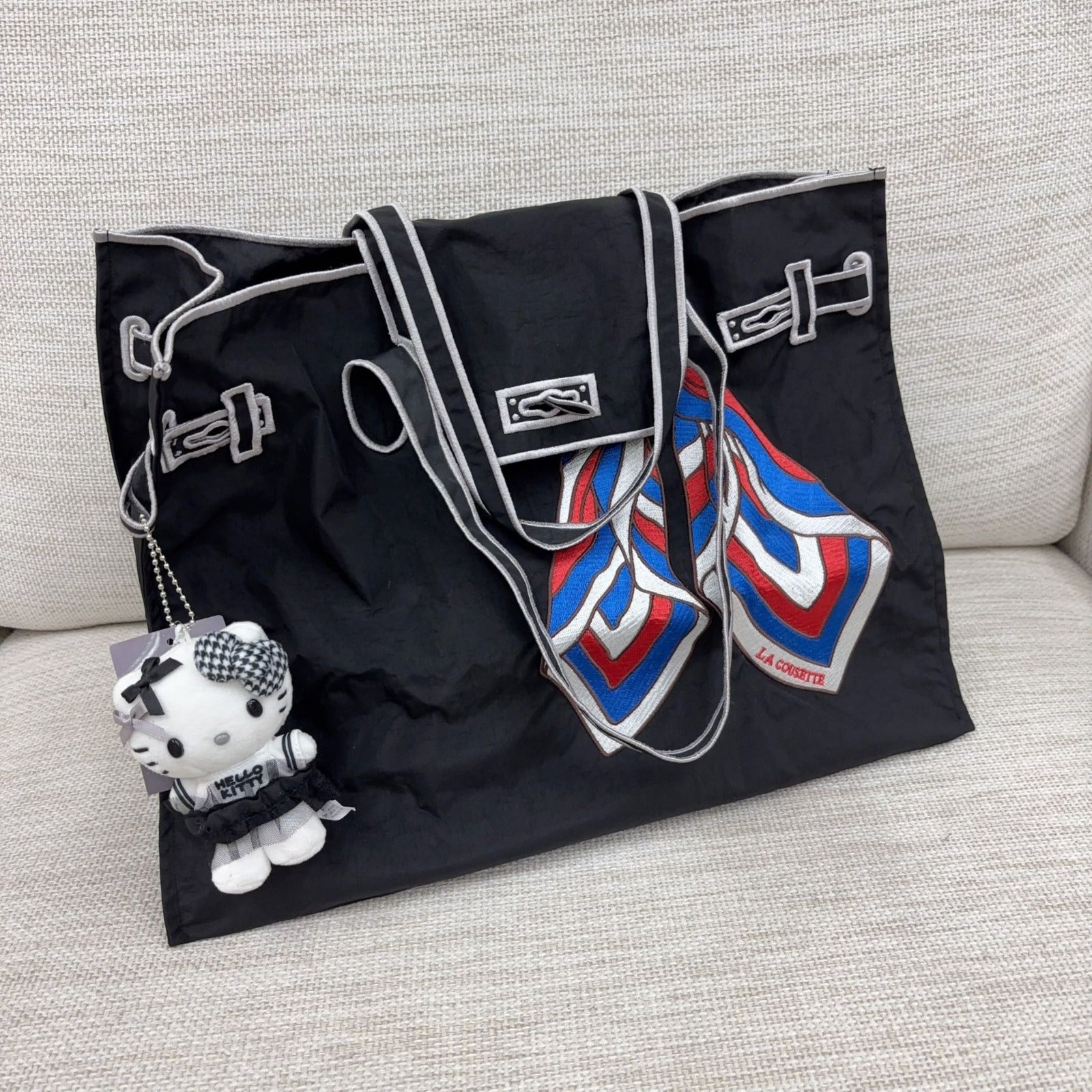 🌸🌟🌟La Cousette貴婦愛馬仕環保袋刺繡款配Hello Kitty公仔掛飾 A款 | 預訂約1-2星期