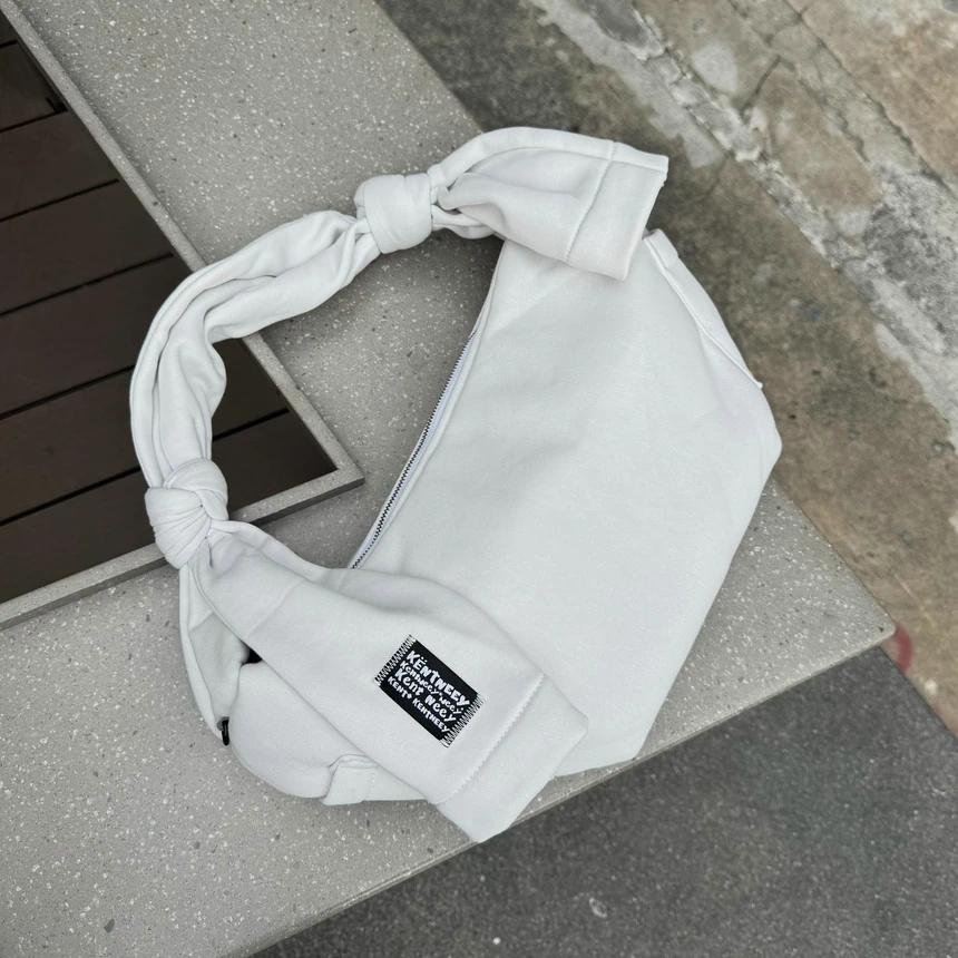 20/10/2025截🌸🇹🇭Kentneey Daily Windy 兩用袋 | 預訂約3-4星期(WHATSAPP圈圖)