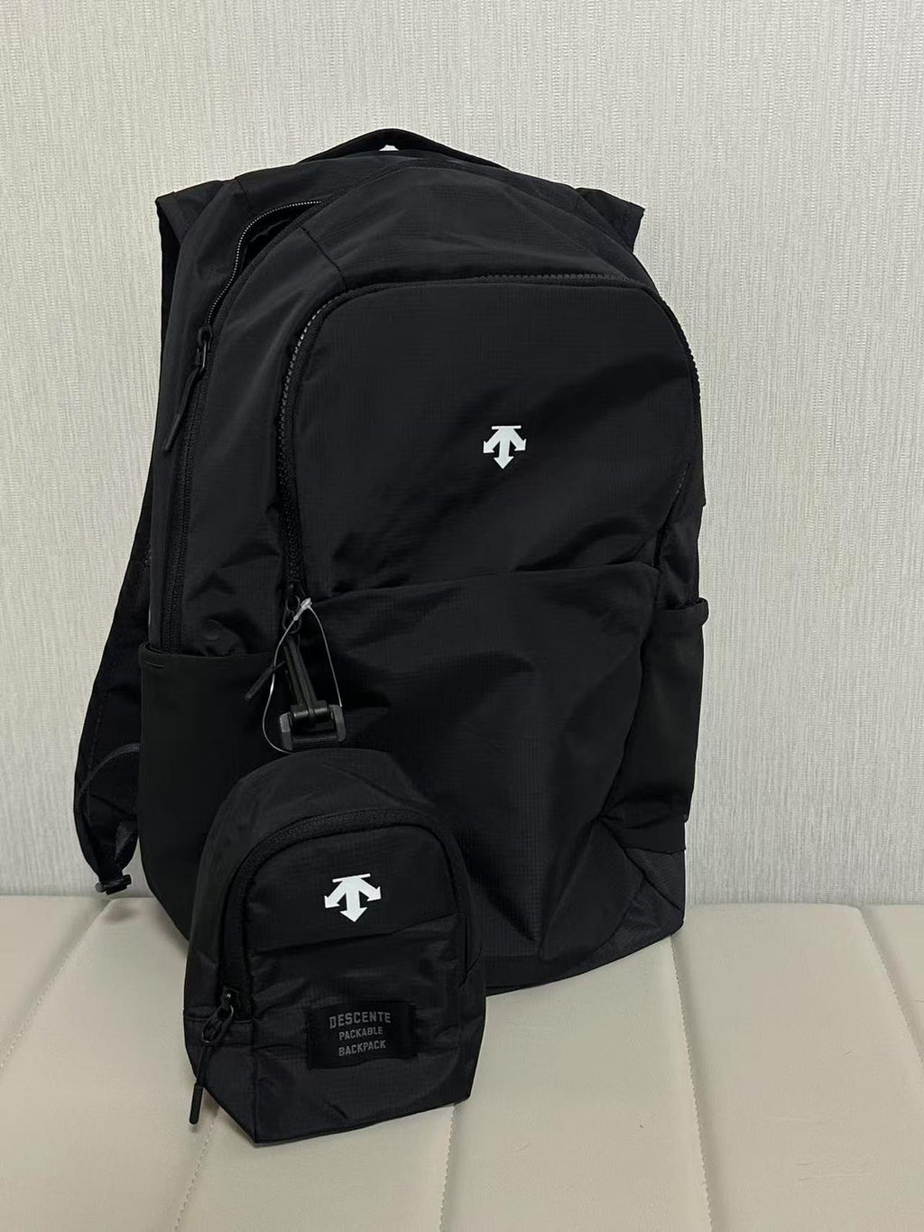 🌸韓國代購🇰🇷Descente backpack | 預訂約3-4星期 娉婷貿易公司 Exquisite Beauty Trading Company