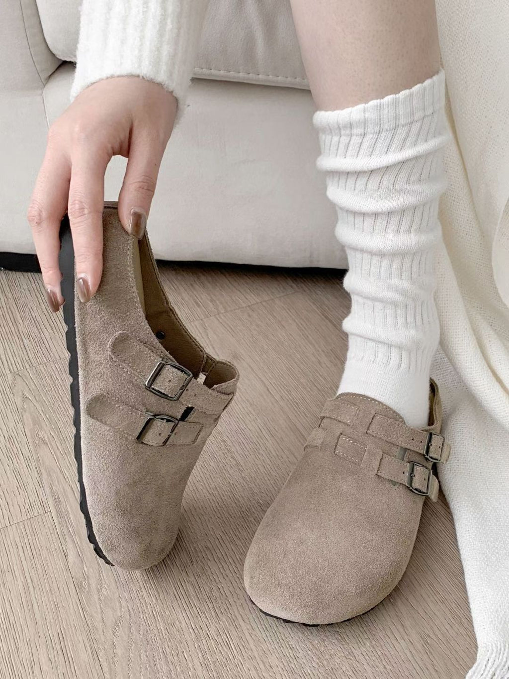 31/10截🌸👟韓國東大門自家品牌Naali Seoul 👟韓國🇰🇷 牛皮輕便韓國半拖鞋 | 預訂約3-4星期