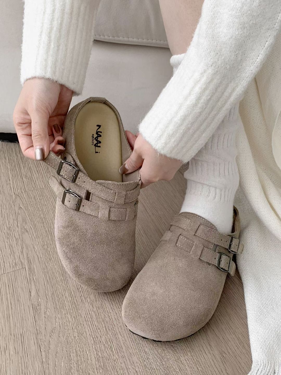 31/10截🌸👟韓國東大門自家品牌Naali Seoul 👟韓國🇰🇷 牛皮輕便韓國半拖鞋 | 預訂約3-4星期