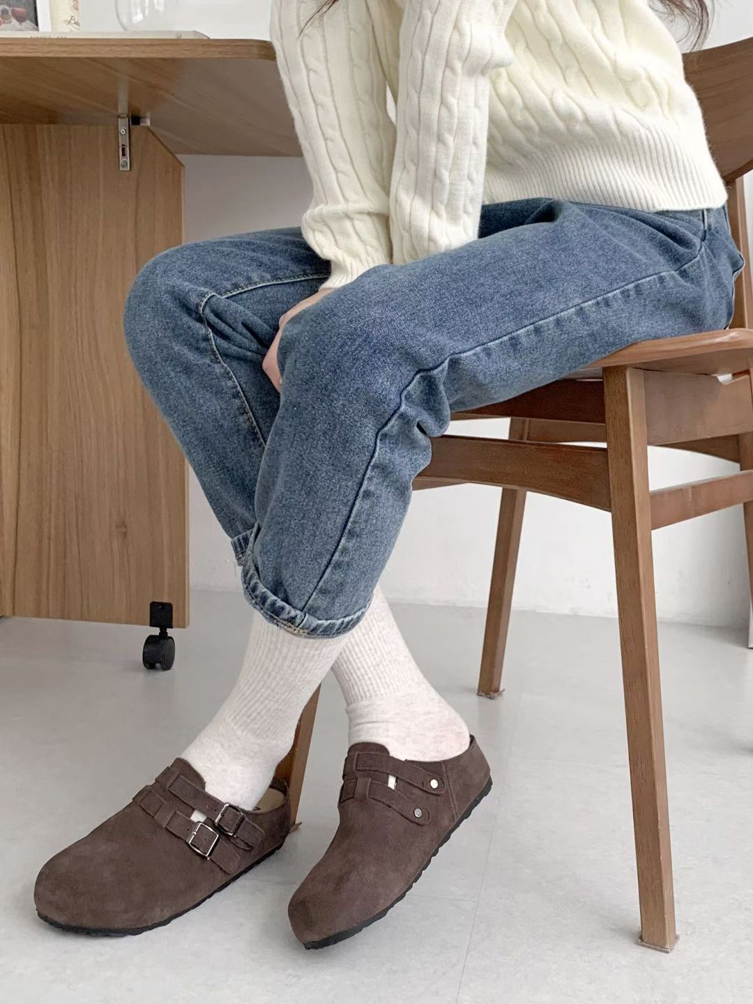 31/10截🌸👟韓國東大門自家品牌Naali Seoul 👟韓國🇰🇷 牛皮輕便韓國半拖鞋 | 預訂約3-4星期