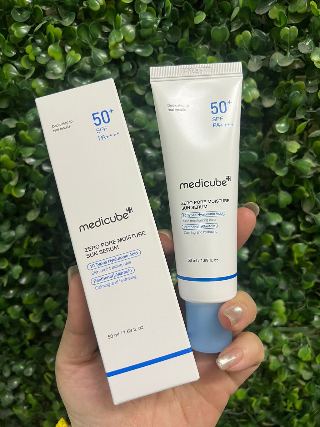 少量現貨🩷medicube [超水感防曬] ZERO毛孔水潤防曬精華 50ml | 落單後約3-5個工作天寄出 娉婷貿易公司 Exquisite Beauty Trading Company