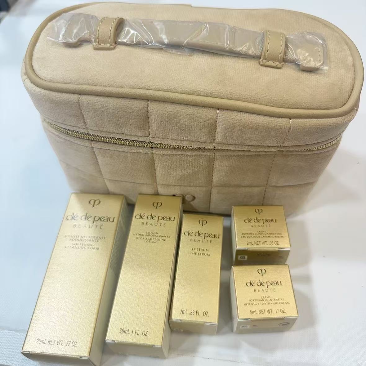 供應商現貨‼️只有50套‼️🌸CDP小樣套5件套 | 預訂 逢星期一，三返倉執貨 其後約3-5個工作天寄出