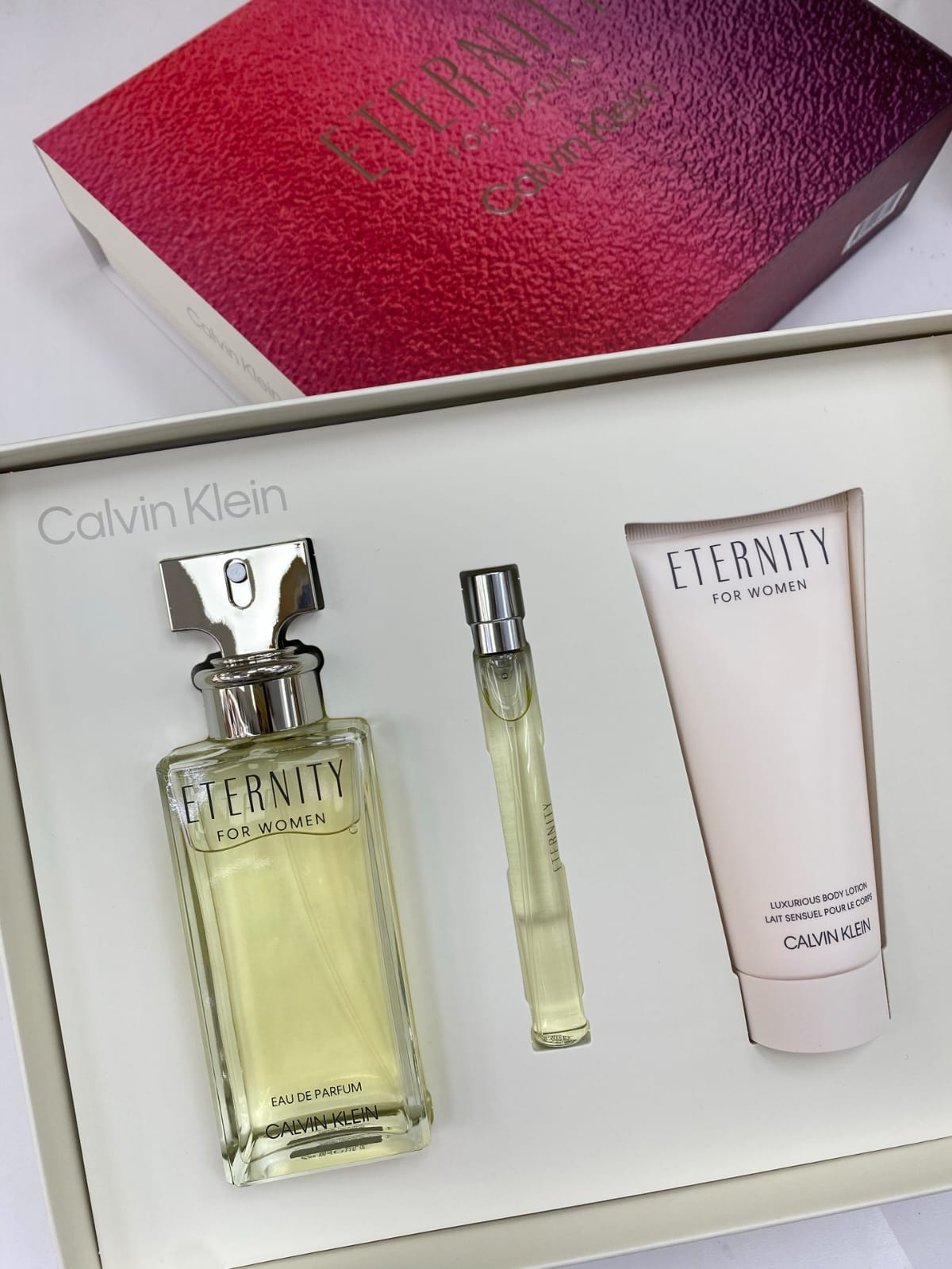 供應商現貨🌸免稅正品 Calvin Klein Eternity For Women Eau De Parfum CK永恆女士淡香精航空版 3件套(淡香精100ml+身體乳100ml+便攜裝10ml噴頭款) 🌟24年版 | 預訂 逢星期一，三返倉執貨 其後約3-5個工作天寄出