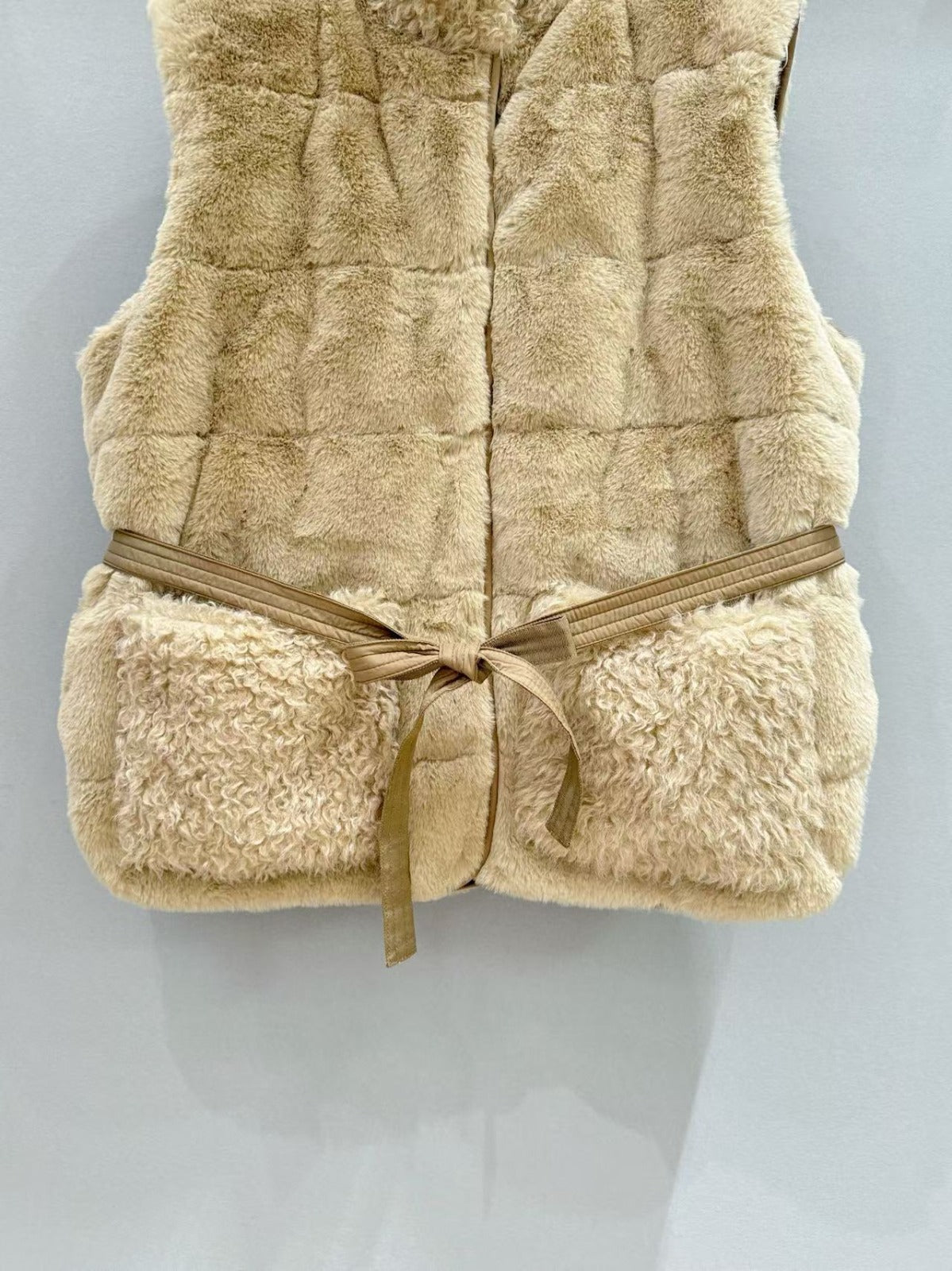 🌸Moncler Joui 人造毛皮泰迪熊羽絨背心 | 預訂約4-5星期