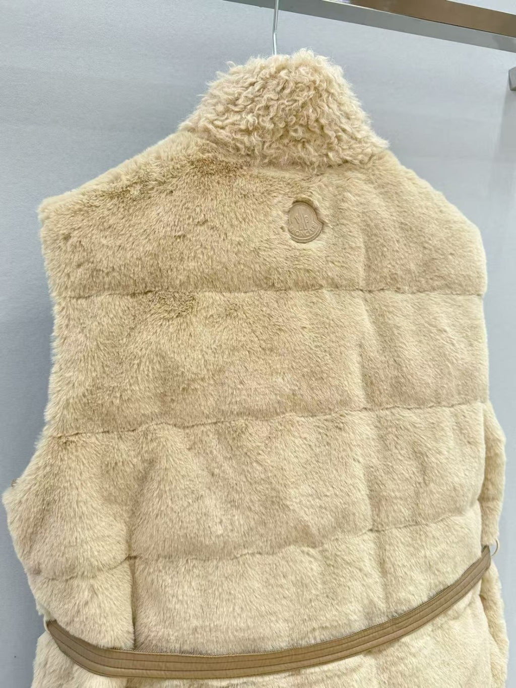 🌸Moncler Joui 人造毛皮泰迪熊羽絨背心 | 預訂約4-5星期