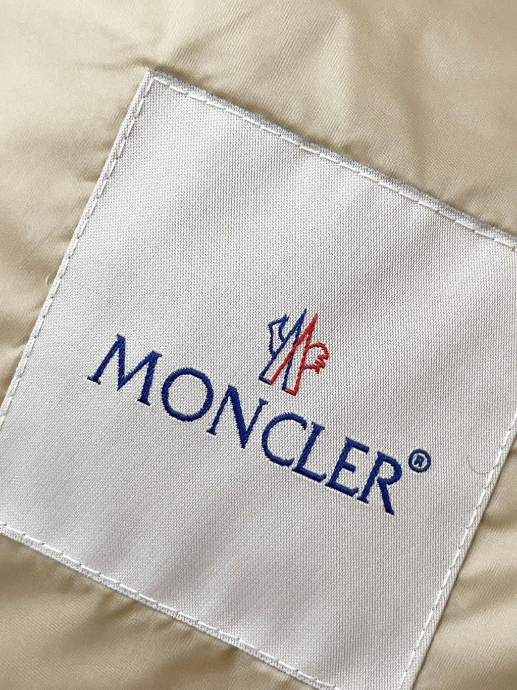 🌸Moncler Joui 人造毛皮泰迪熊羽絨背心 | 預訂約4-5星期